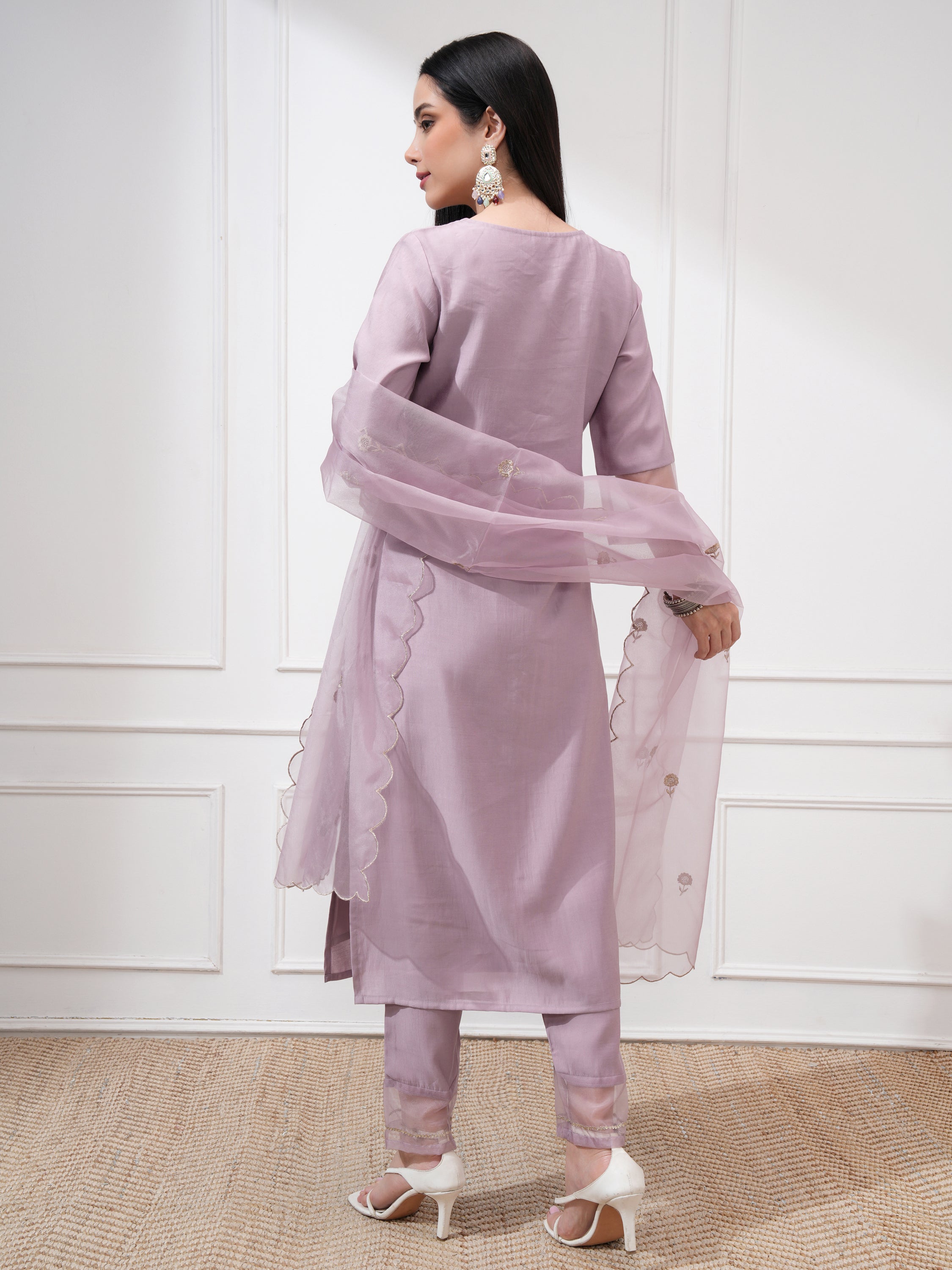 Vishudh Women Mauve Embroidered Kurta With Trousers And Dupatta - Mauve - Image 3