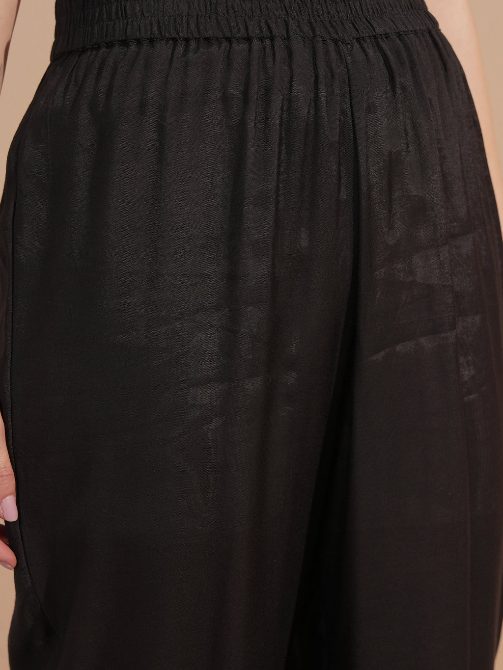 Vishudh Women Black Printed Kurta With Trouser And Dupatta - Black - Image 7