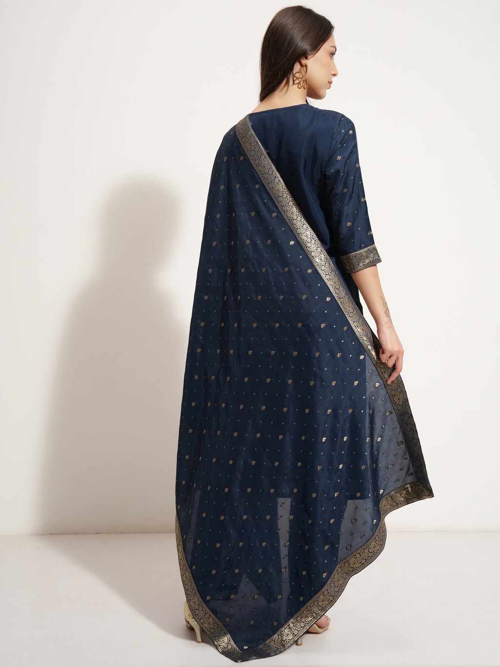 Vishudh Women Navy Blue Printed Kurta With Trouser And Dupatta - Navy Blue - Image 3