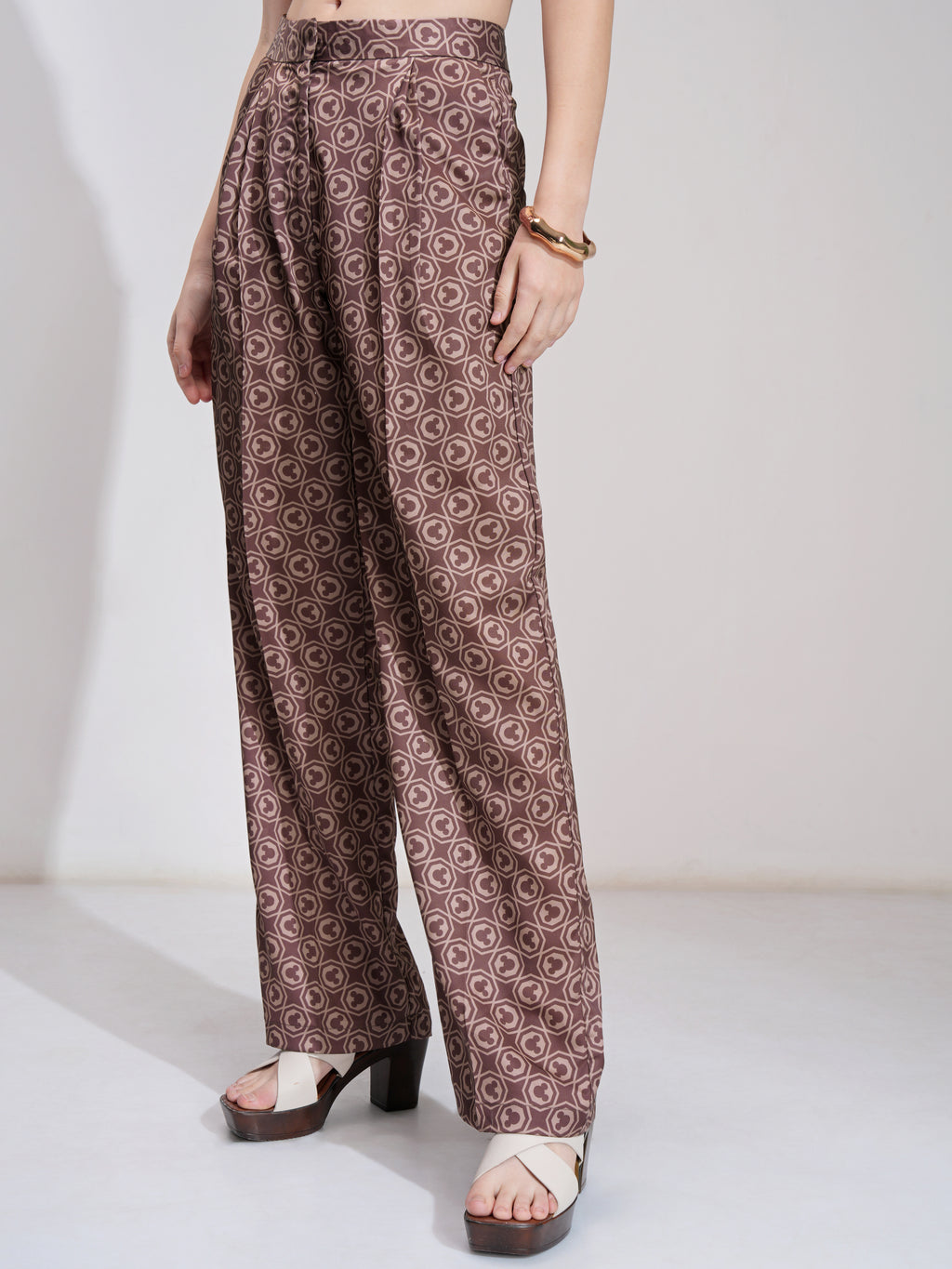 Disney By Tokyo Talkies Women Brown Mickey Mouse Shirt With Trouser - Brown - Image 7