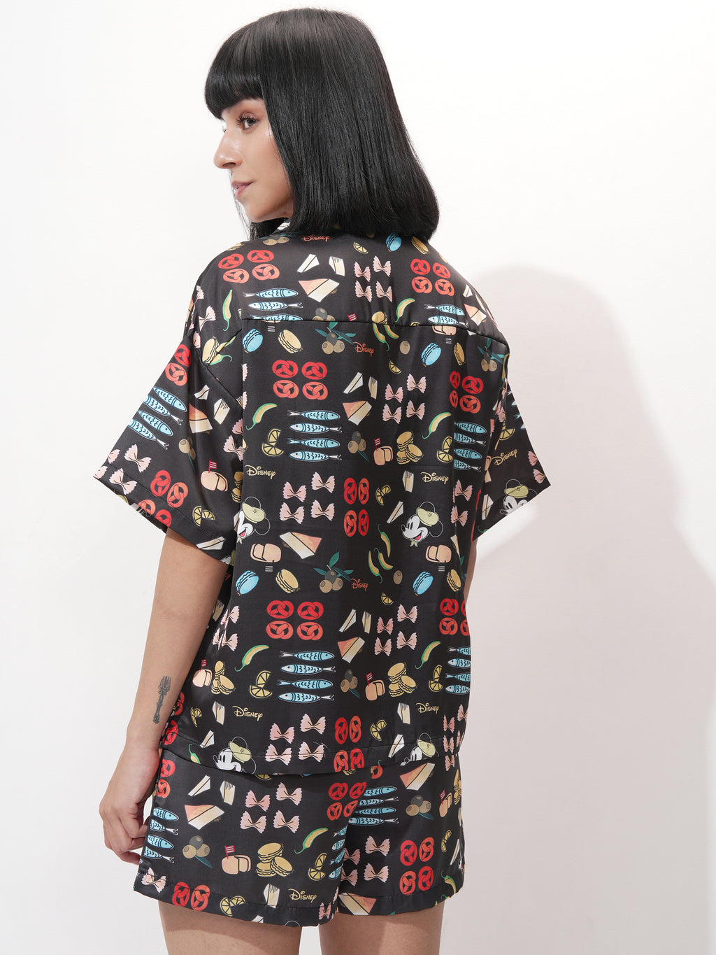 Disney By Tokyo Talkies Women Black Minnie Mouse Shirt With Short - Black - Image 3