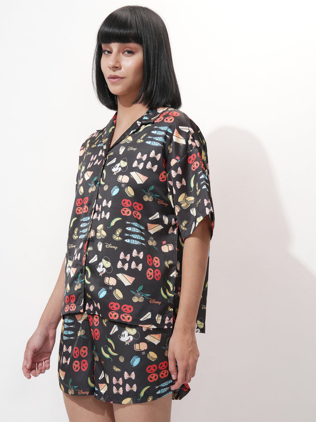 Disney By Tokyo Talkies Women Black Minnie Mouse Shirt With Short - Black - Image 4