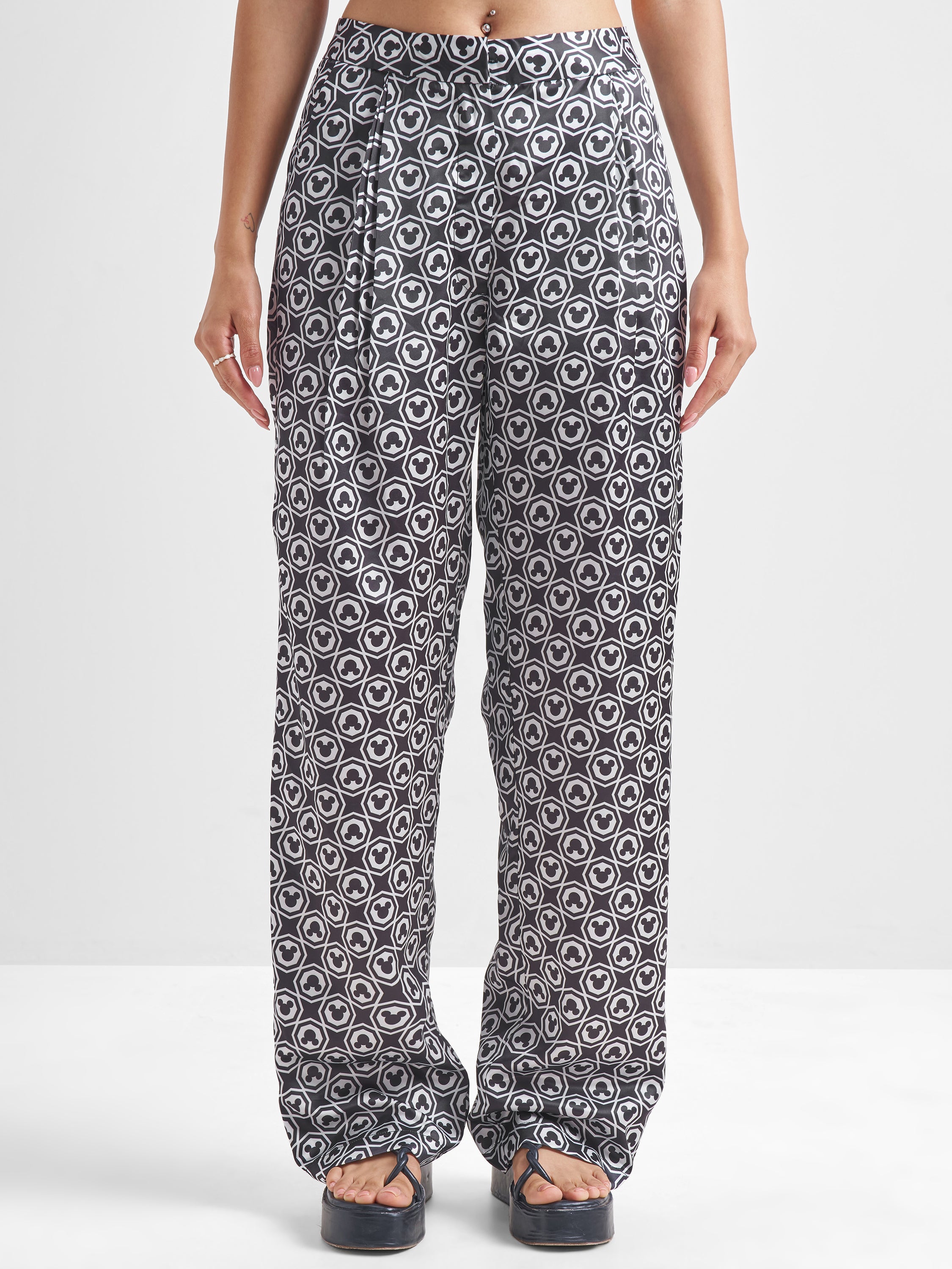 Disney By Tokyo Talkies Women Black Mickey Mouse Shirt With Trouser Co-Ords - Black - Image 6