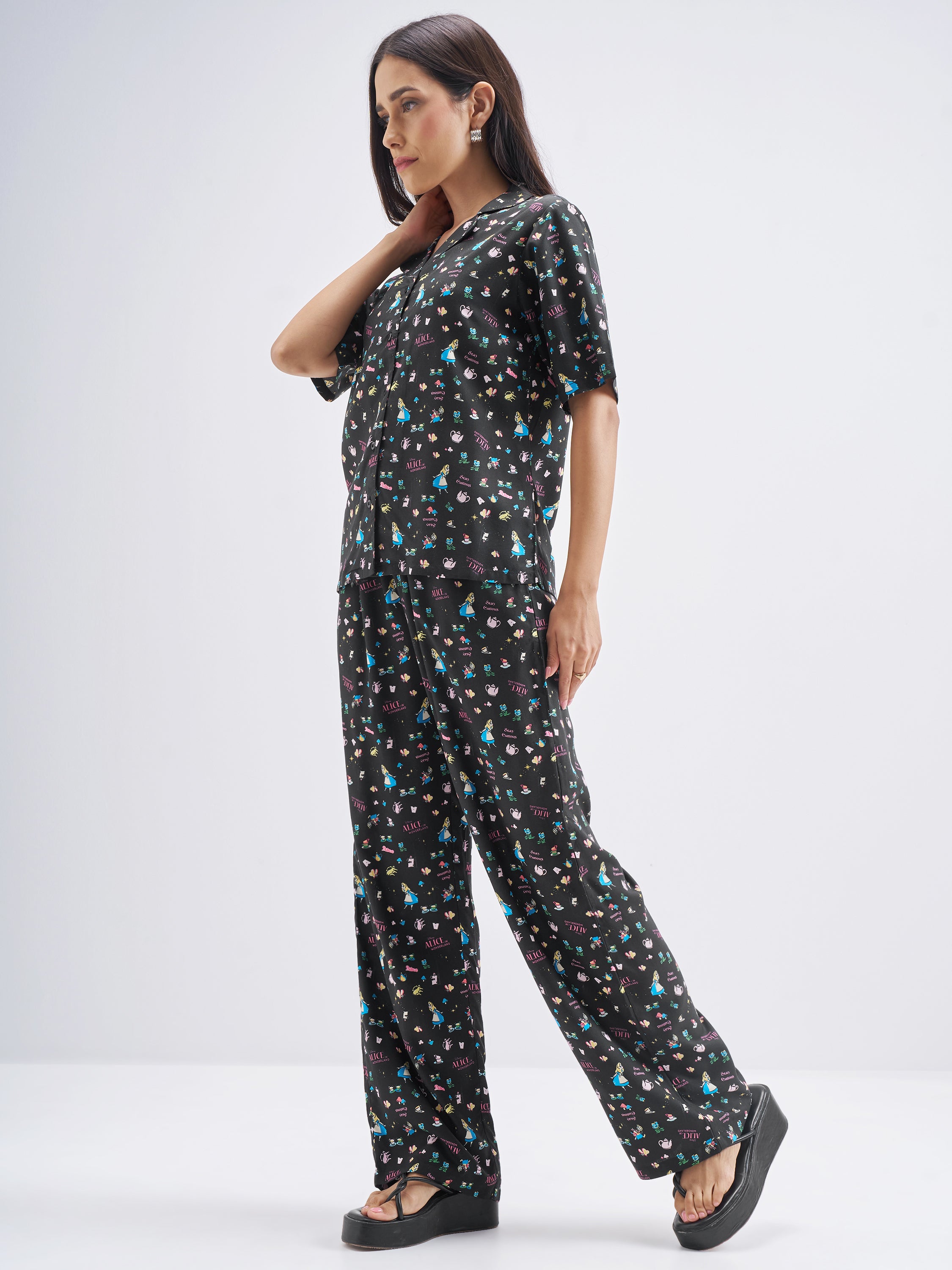 Disney By Tokyo Talkies Women Black Alice Shirt With Trouser Co-Ords - Black - Image 4