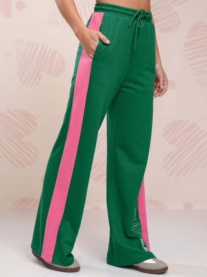 Disney By Tokyo Talkies Women Green Donald Duck Printed Flared Casual Trouser - Green - Image 6