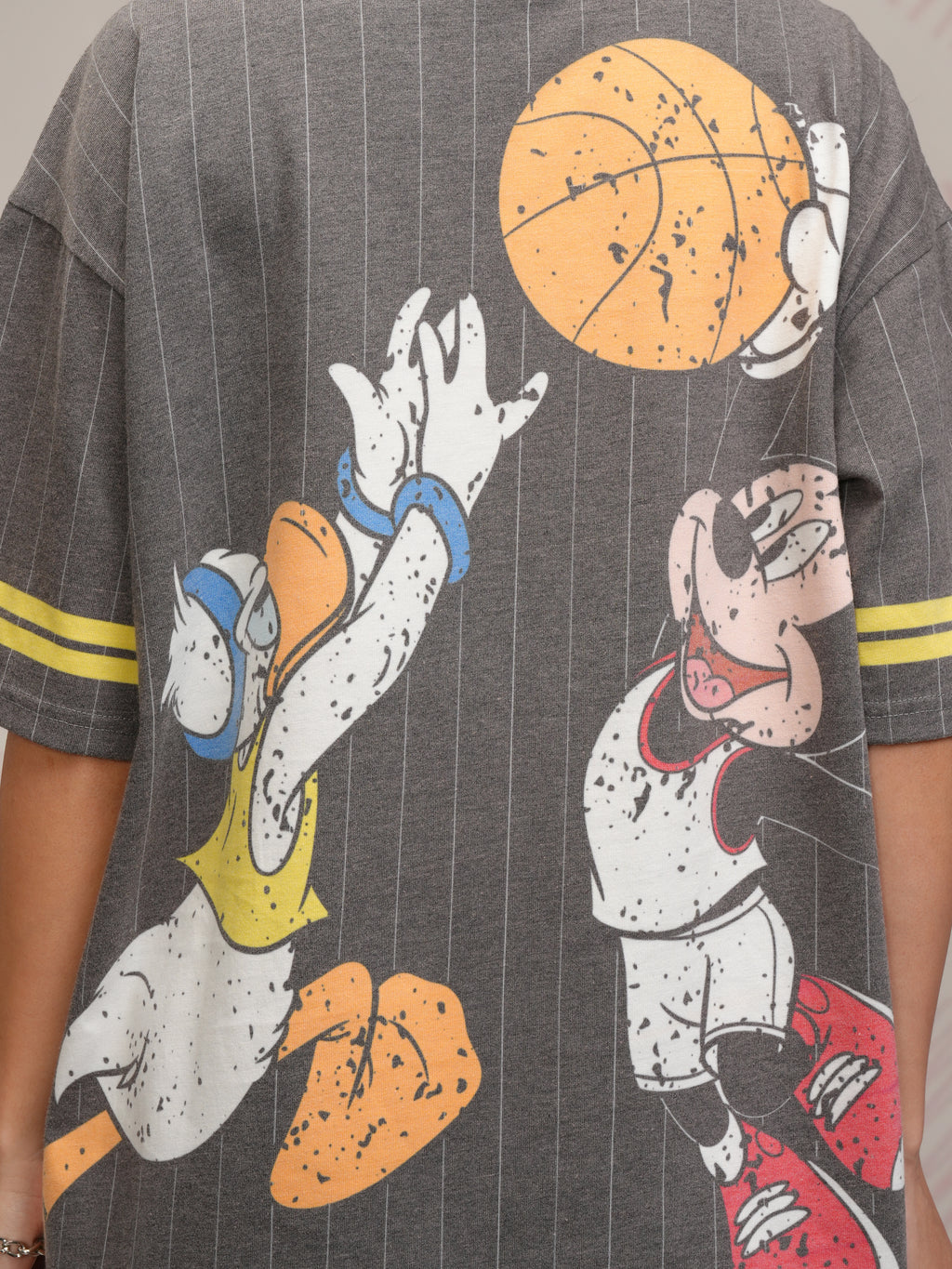 Disney By Tokyo Talkies Women Grey Donald Duck Printed Round Neck T-Shirt - Grey - Image 7