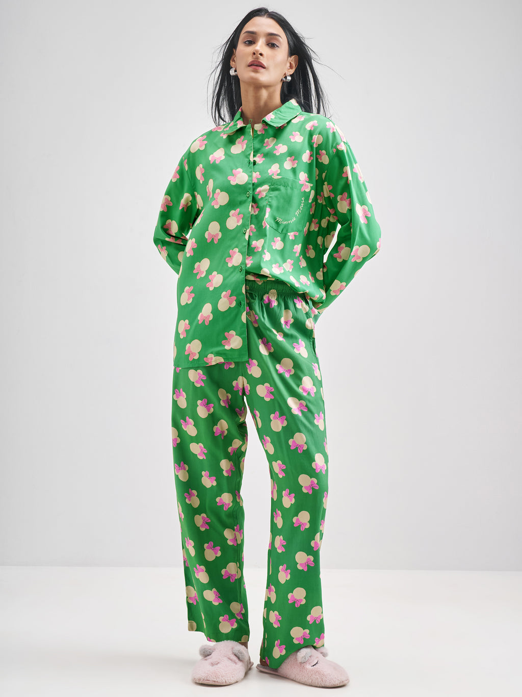 Disney By Tokyo Talkies Women Green Minnie Mouse Printed Regular Fit Regular Trouser - Green - Image 2