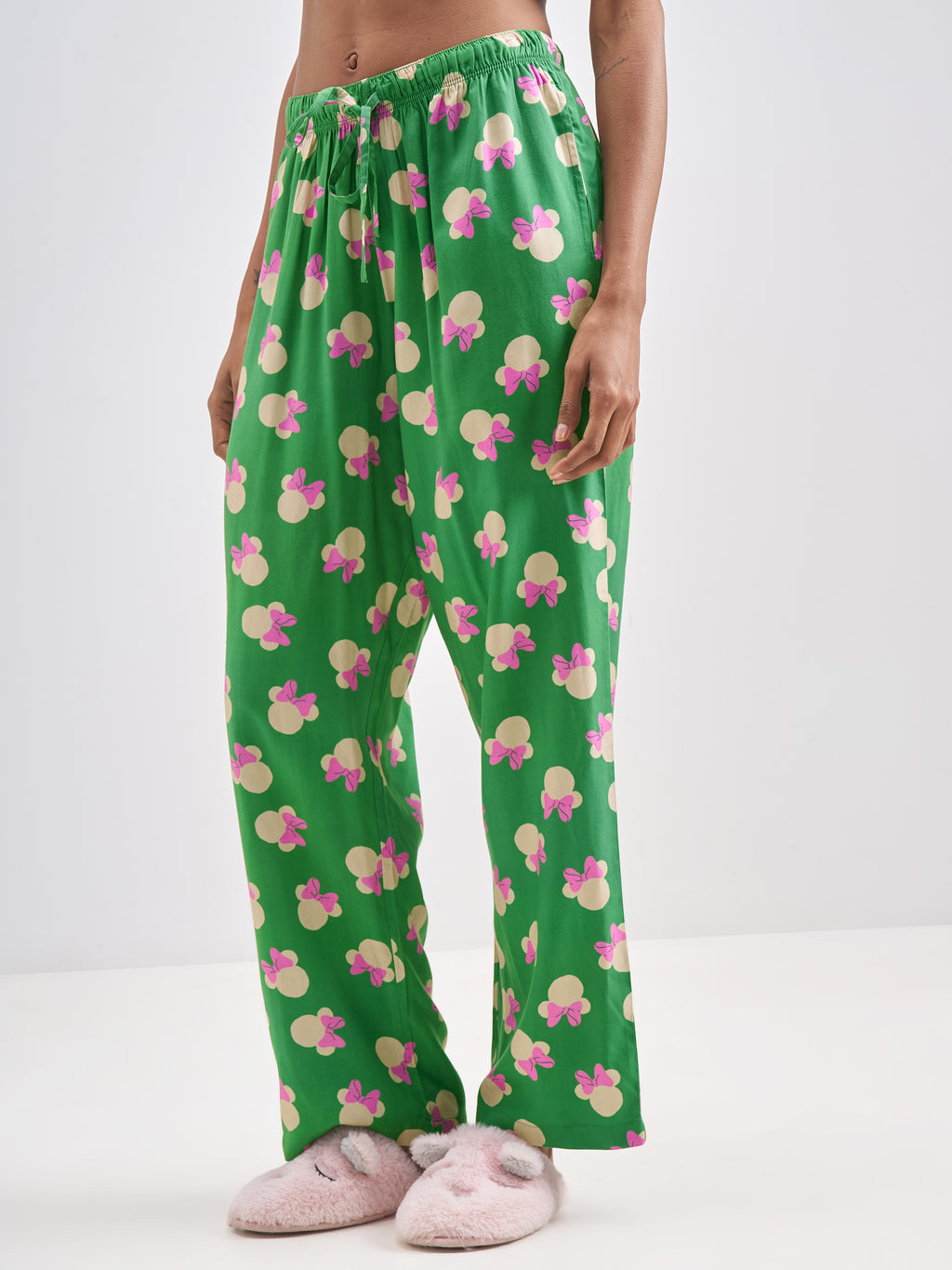 Disney By Tokyo Talkies Women Green Minnie Mouse Printed Regular Fit Regular Trouser - Green - Image 4