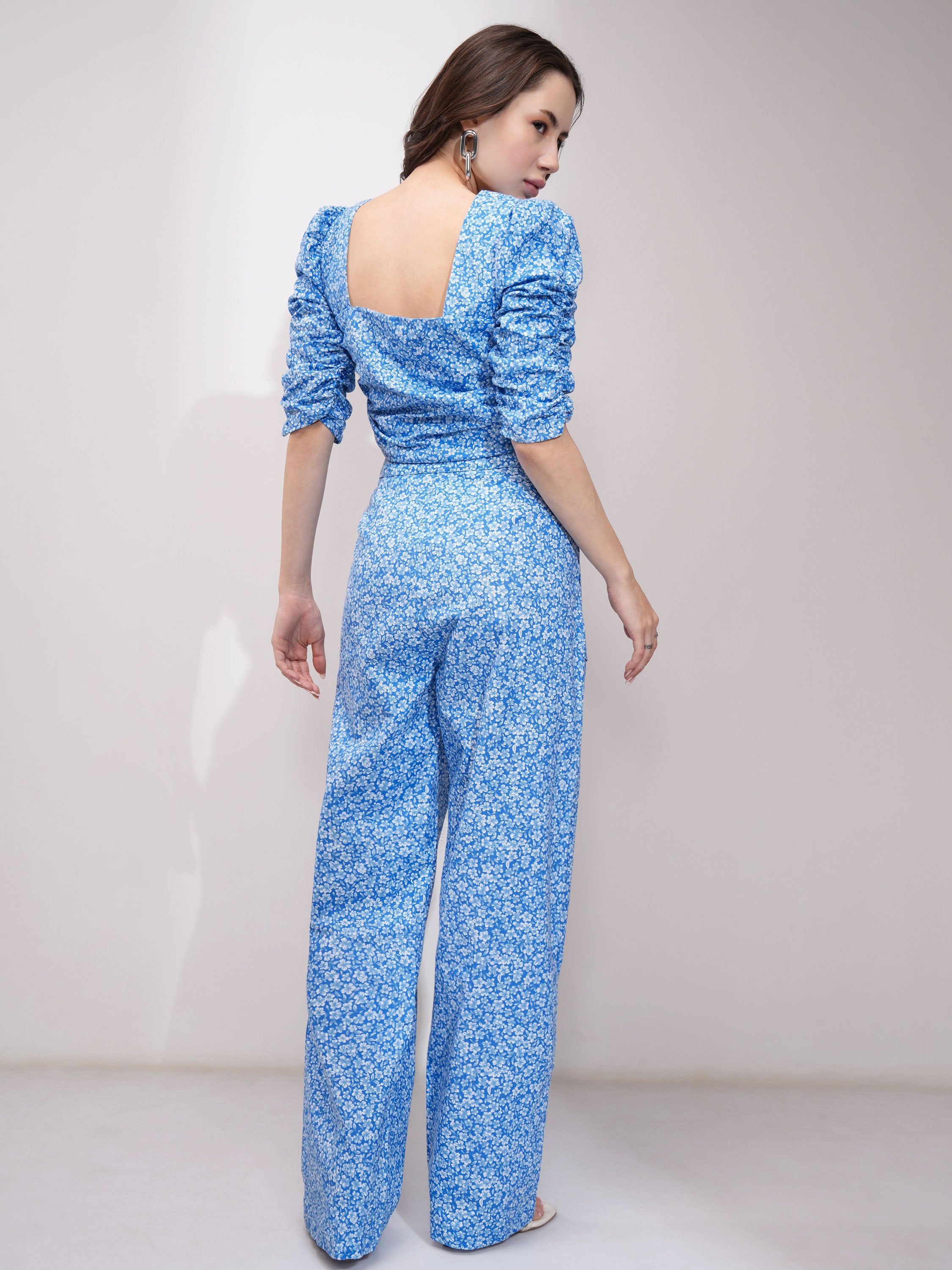 Tokyo Talkies Women Bluewhite Co-Ord With Ruched Crop Top With High Waisted Flared Trouser Co-Ords - Blue - Image 3