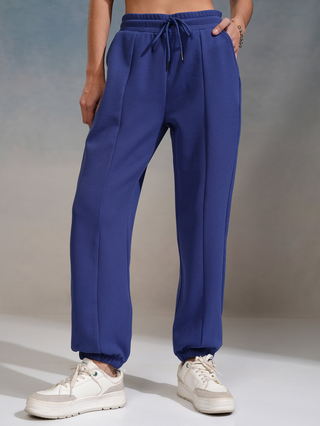 Tokyo Talkies Women Blue Top With Joggers - Blue - Image 8