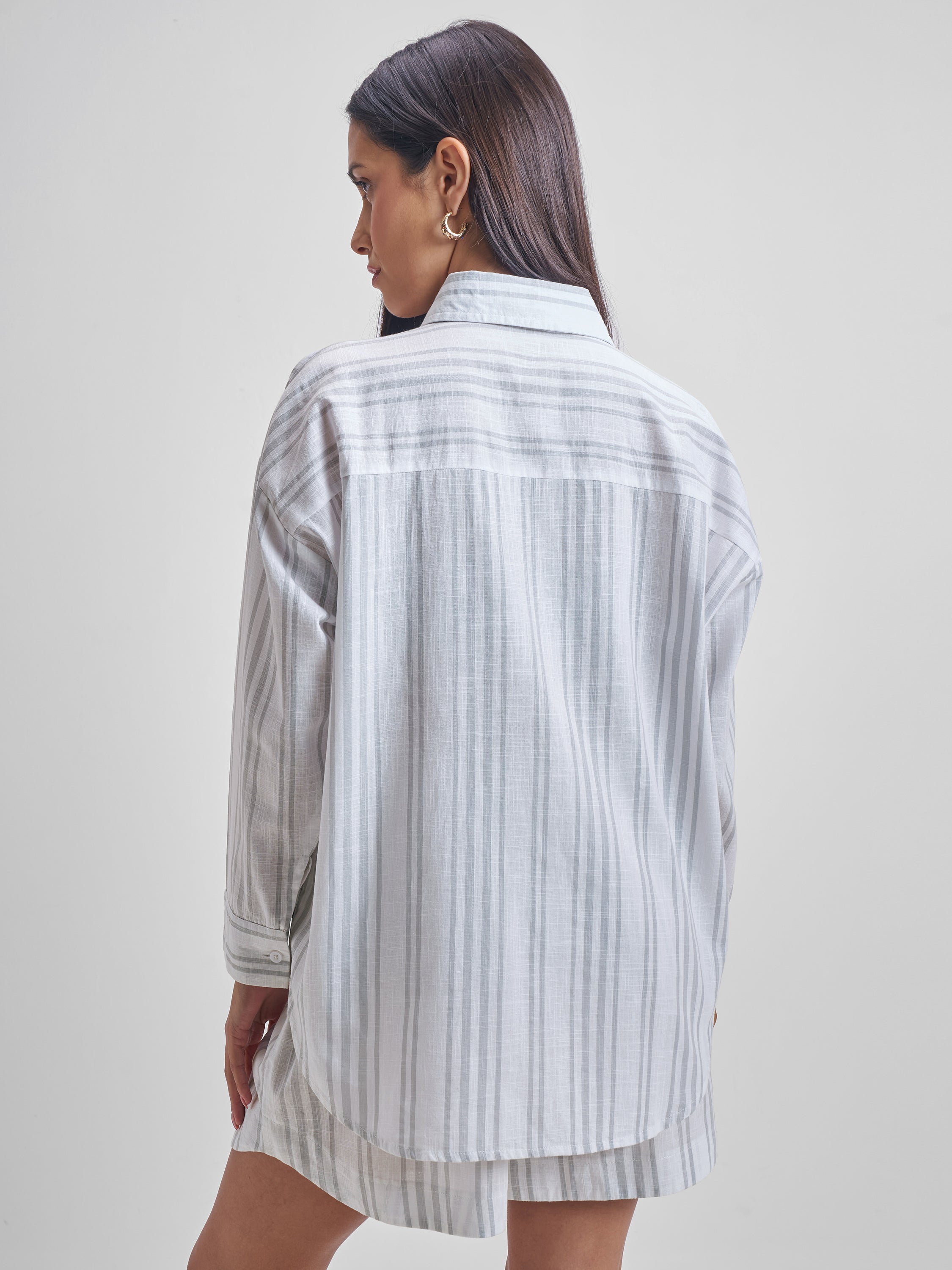 ESPYR By Tokyo Talkies Women White Shirt With Shorts Co-ords - White - Image 3