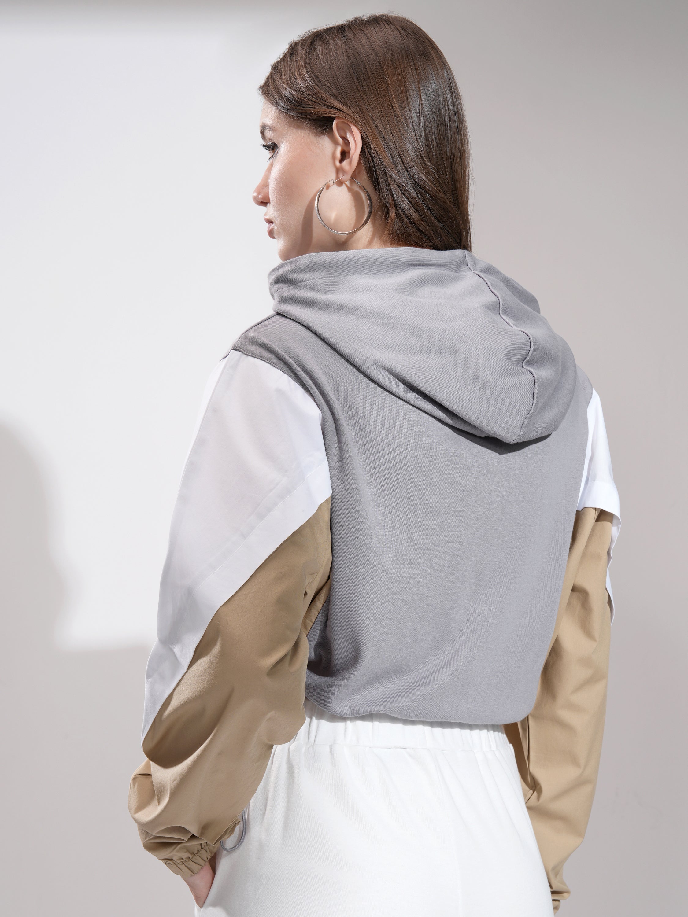 Tokyo Talkies Women Grey Printed Pullover Hood Sweatshirt - Grey - Image 3