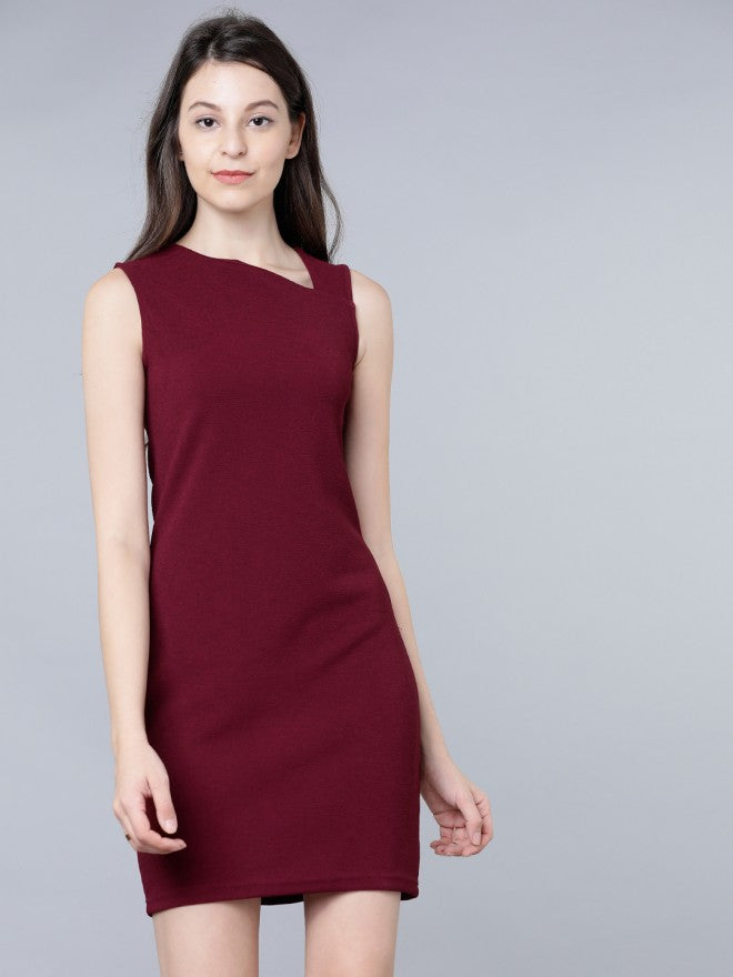 Women Maroon Solid Straight Bodycon Dress - Maroon - Image 1
