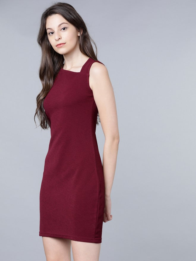Women Maroon Solid Straight Bodycon Dress - Maroon - Image 2