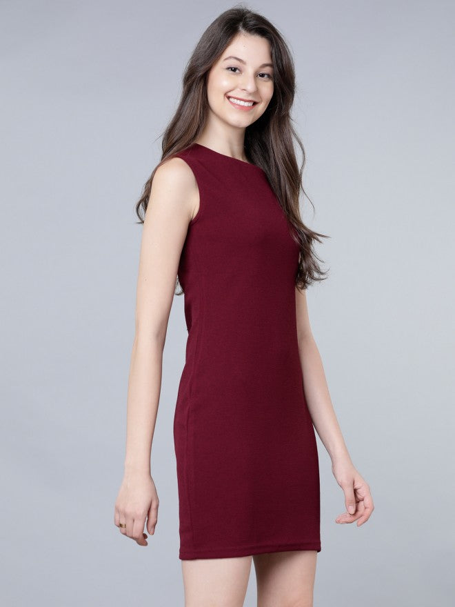 Women Maroon Solid Straight Bodycon Dress - Maroon - Image 6