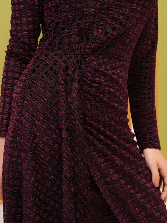 Tokyo Talkies Women Maroon Self Design Sheath Dress - Maroon - Image 6