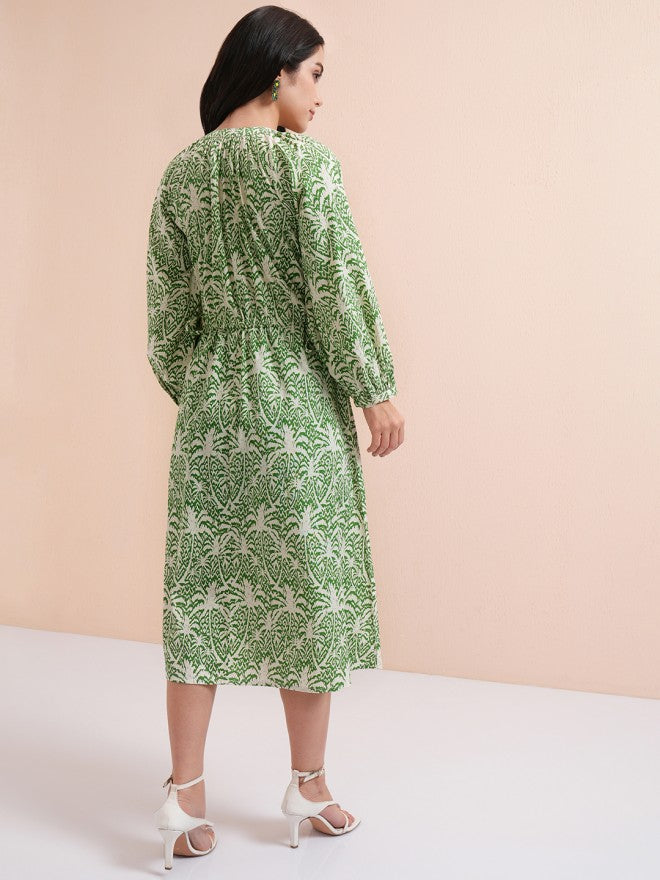 Tokyo Talkies Women Green Printed Fit And Flare Dress - Green - Image 3