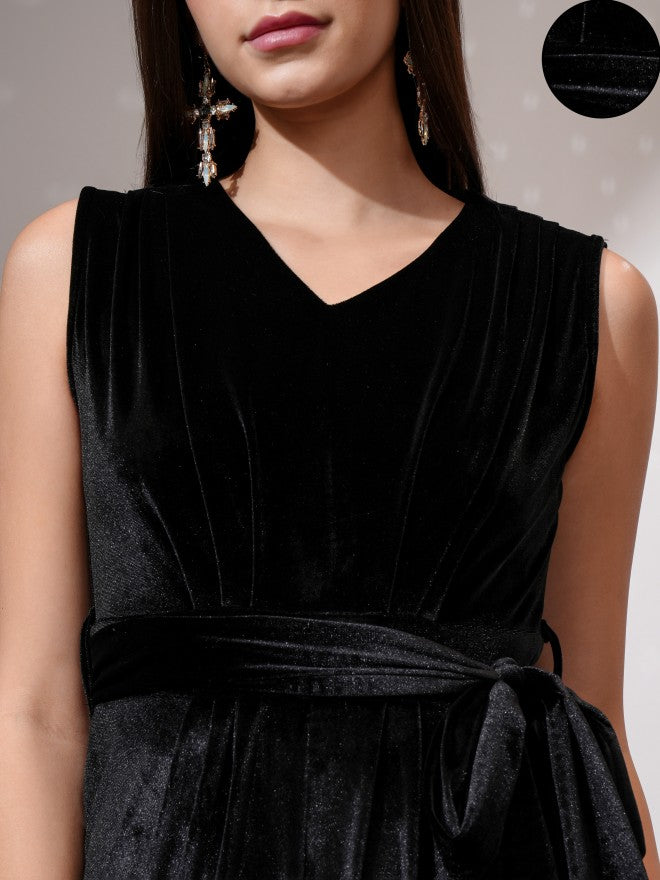 Tokyo Talkies Women Black Solid Sheath Dress - Black - Image 4