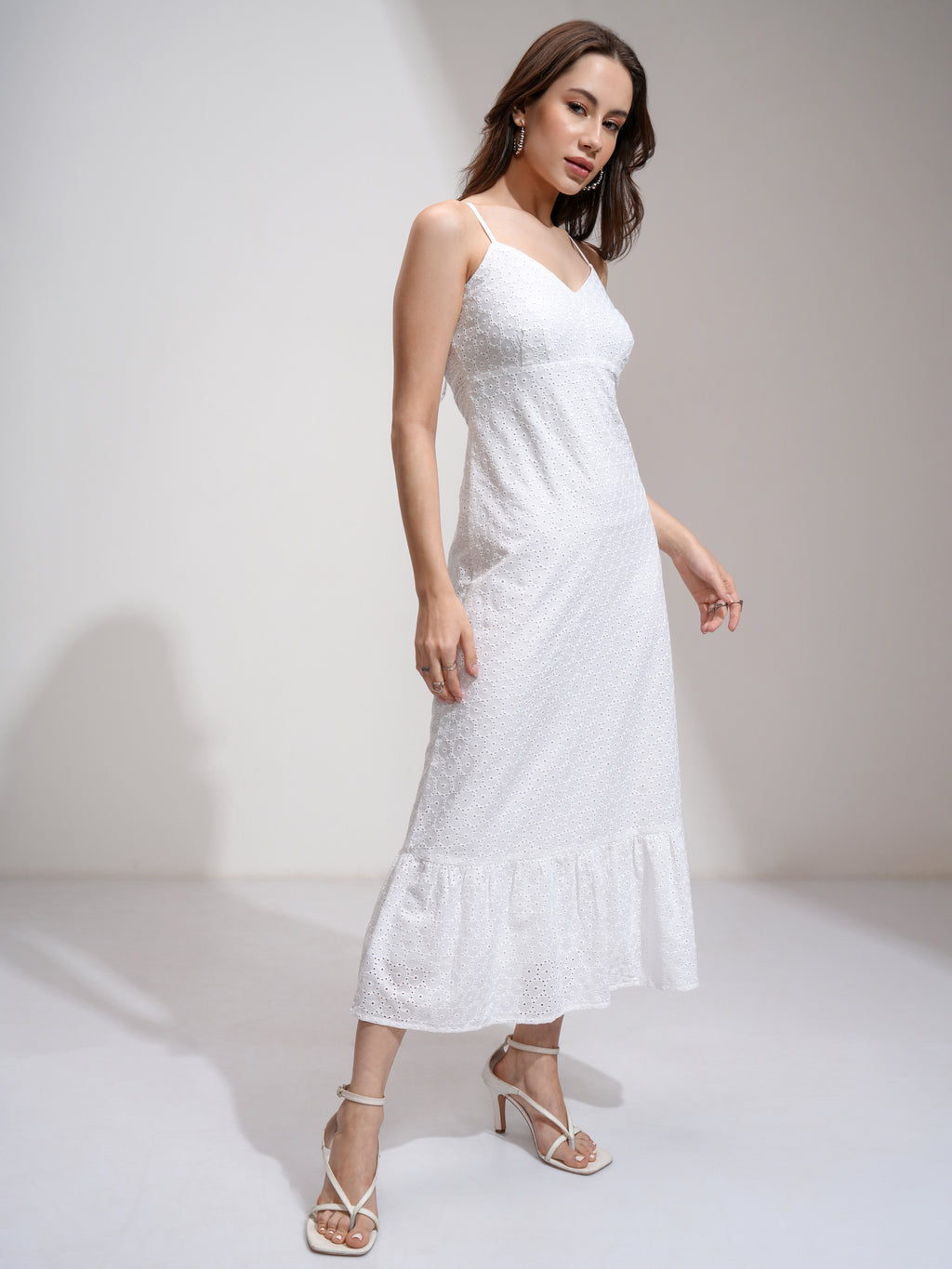 Tokyo Talkies Women White Self Design Fit And Flare Dress - White - Image 4