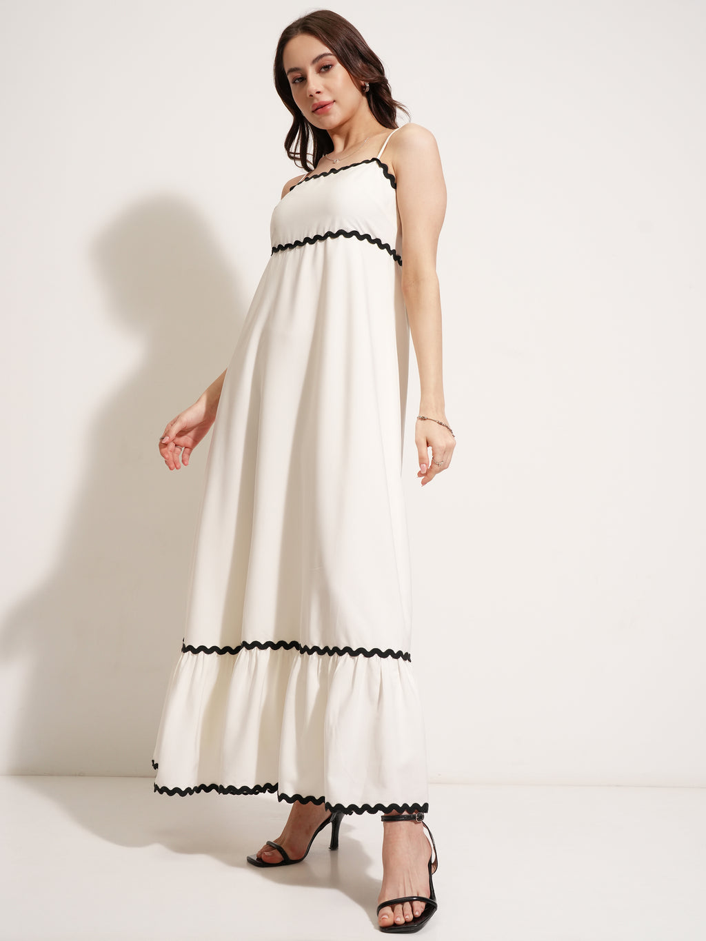 Tokyo Talkies Women White Solid Fit And Flare Dress - White - Image 4