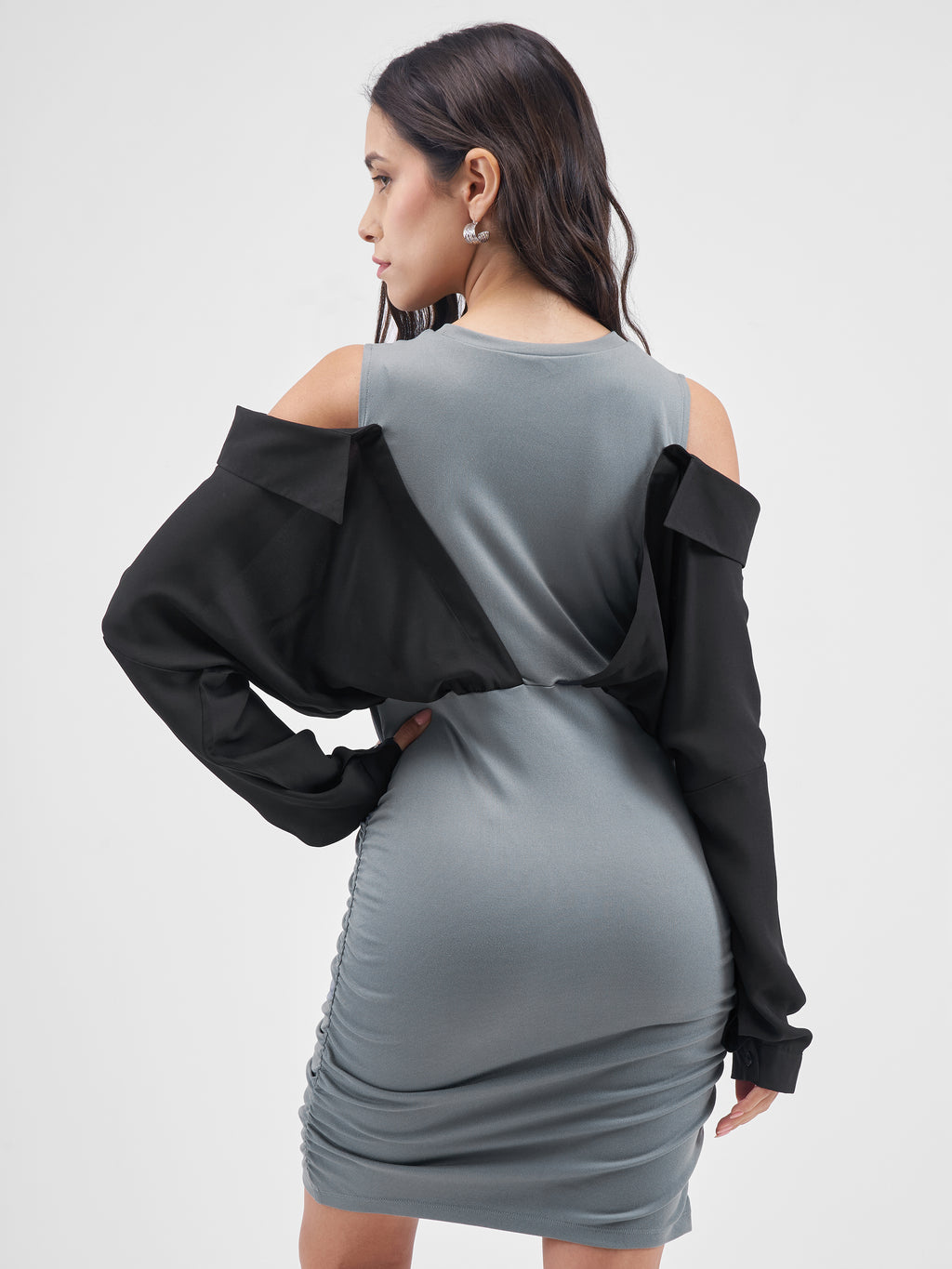 Tokyo Talkies Women Grey Solid Sheath Dress - Grey - Image 3
