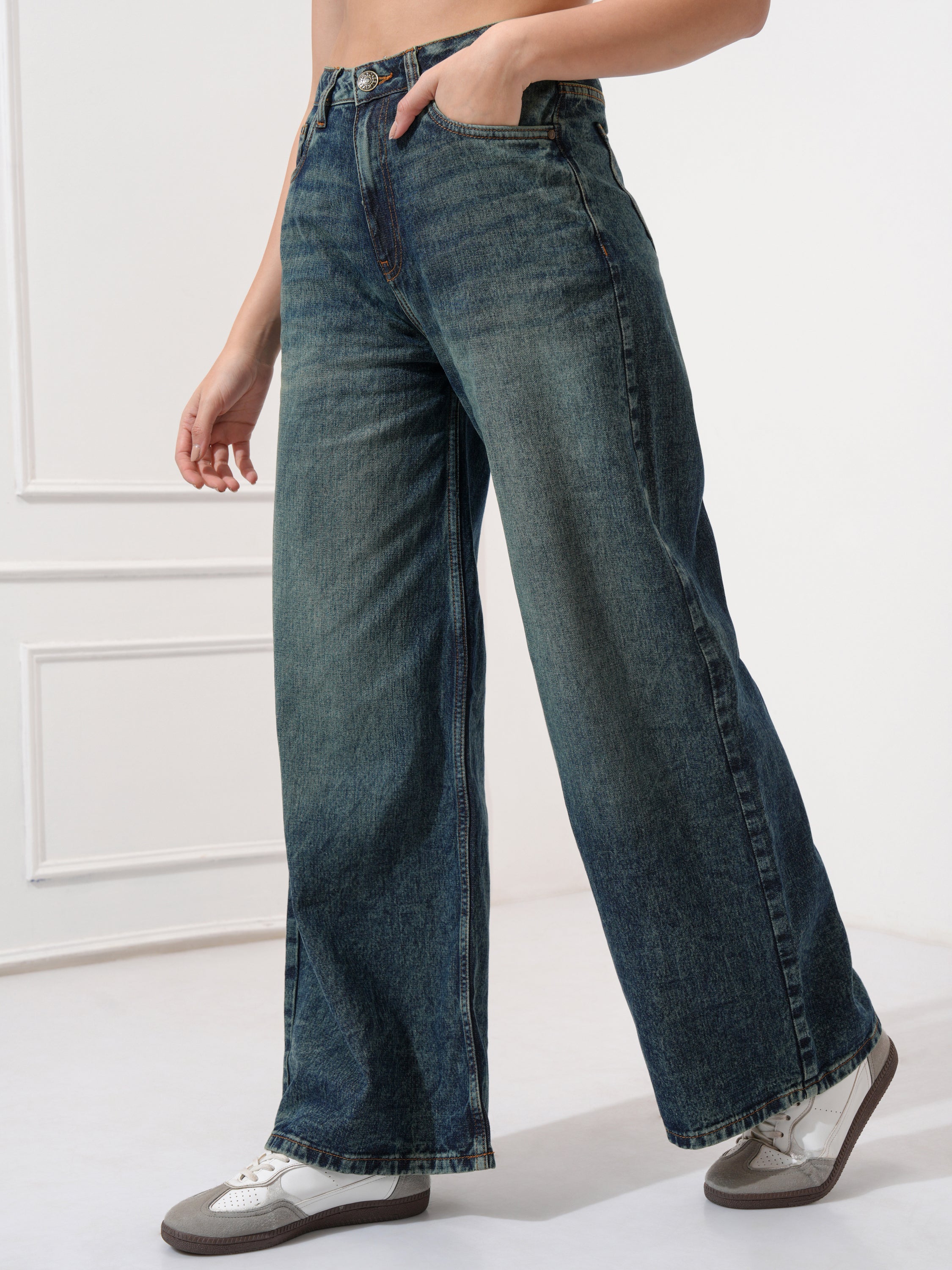 Tokyo Talkies Women Blue Baggy Non Stretchable Jeans - Blue - Image 4