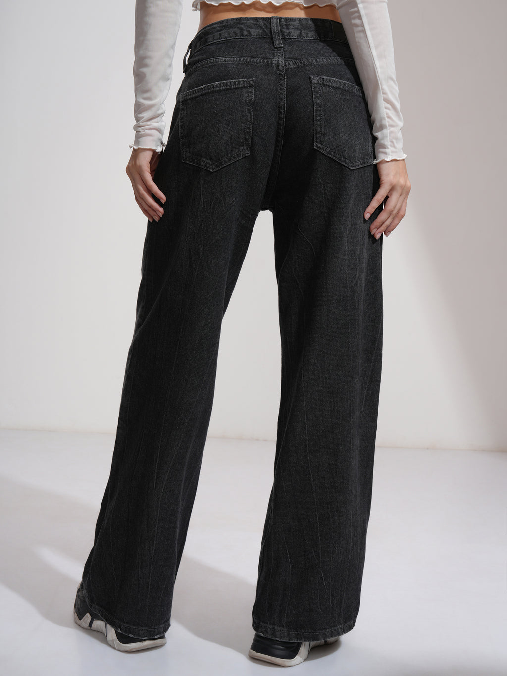 Tokyo Talkies Women Grey Bootcut Stretchable Jeans - Grey - Image 3
