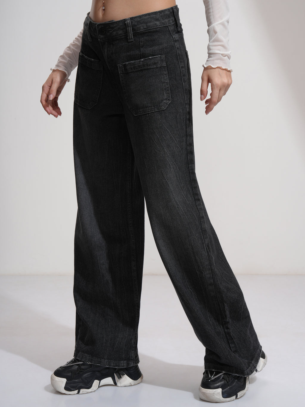 Tokyo Talkies Women Grey Bootcut Stretchable Jeans - Grey - Image 4