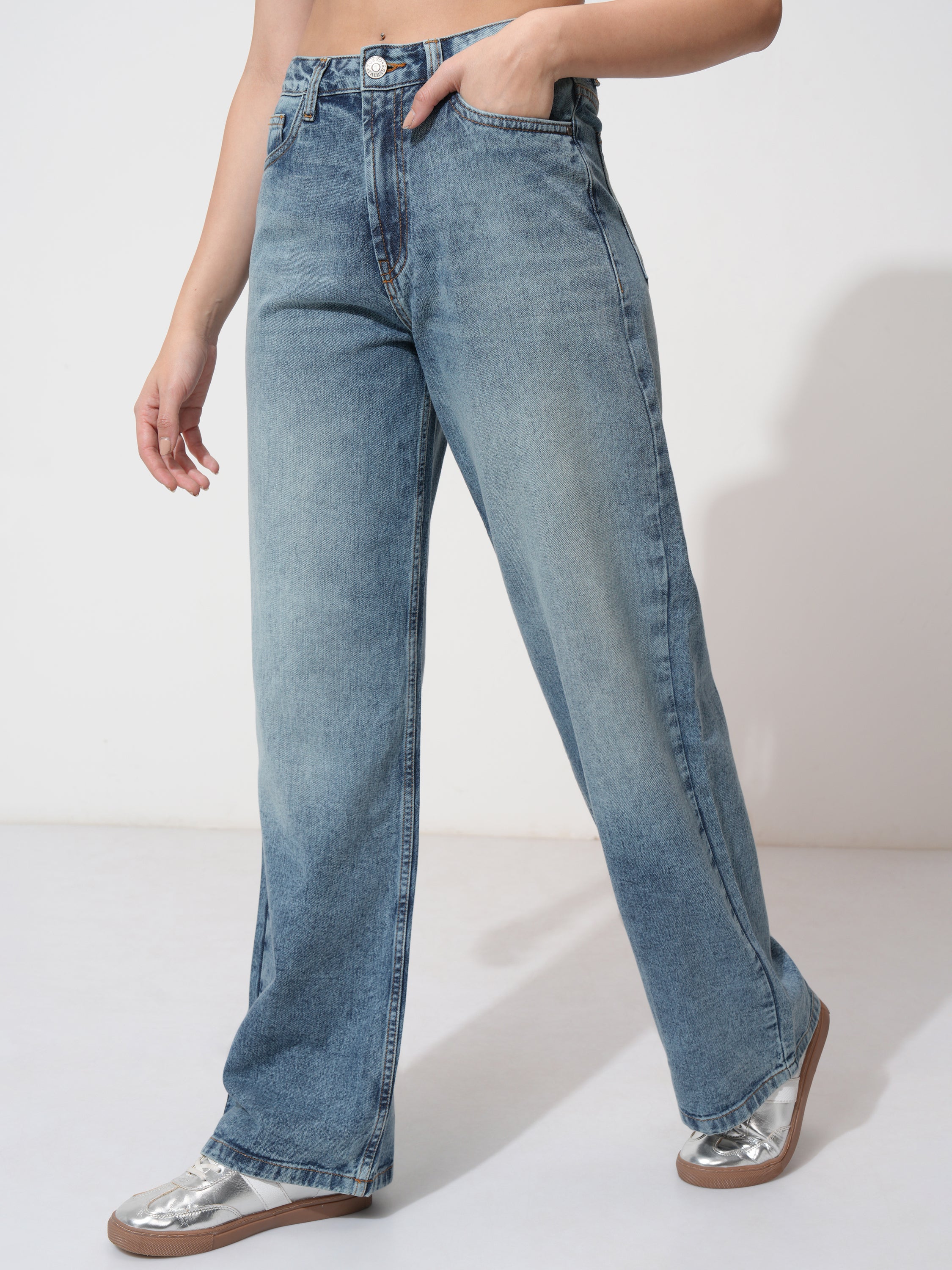 Tokyo Talkies Women Blue Straight Fit Non Stretchable Jeans - Blue - Image 4