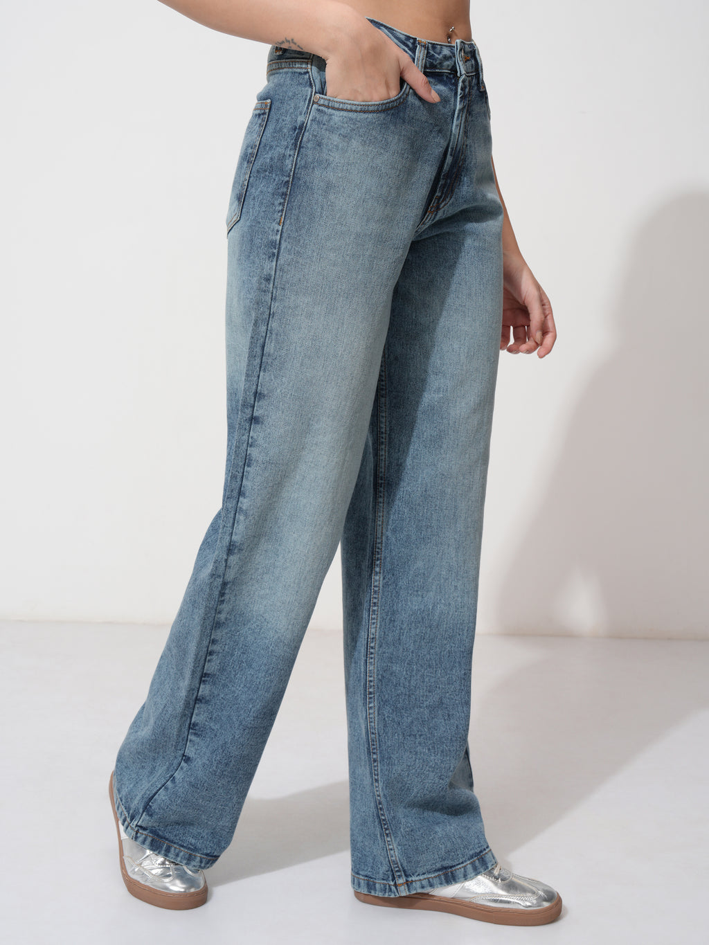 Tokyo Talkies Women Blue Straight Fit Non Stretchable Jeans - Blue - Image 6
