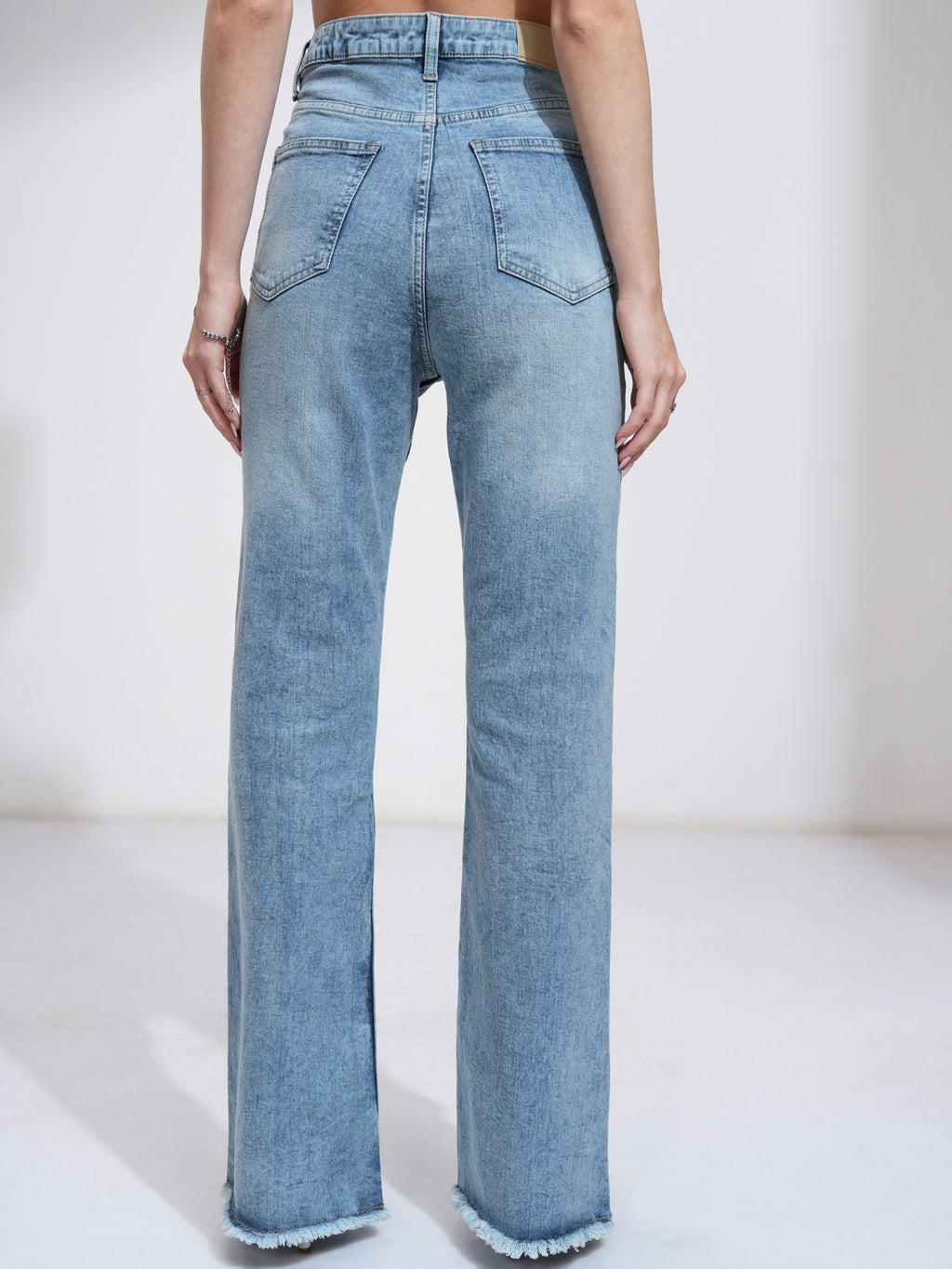 Tokyo Talkies Women Blue Bootcut Stretchable Jeans - Blue - Image 3