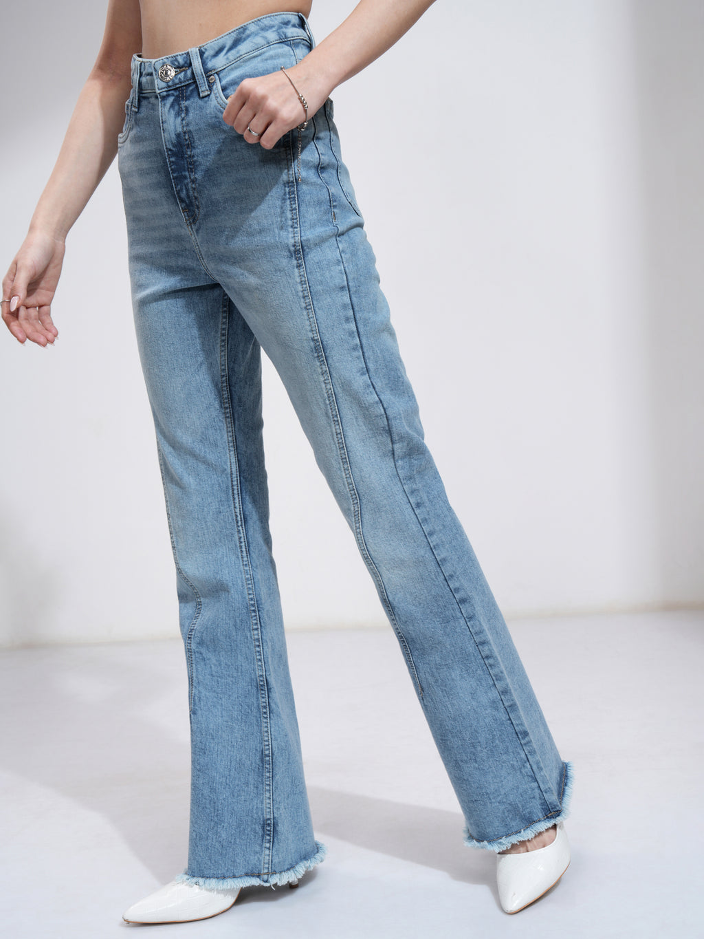 Tokyo Talkies Women Blue Bootcut Stretchable Jeans - Blue - Image 4