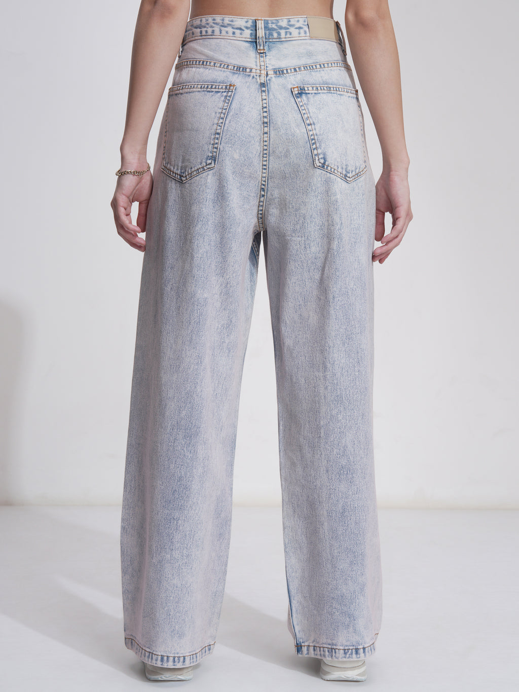 Tokyo Talkies Women Blue Baggy Stretchable Jeans - Blue - Image 3