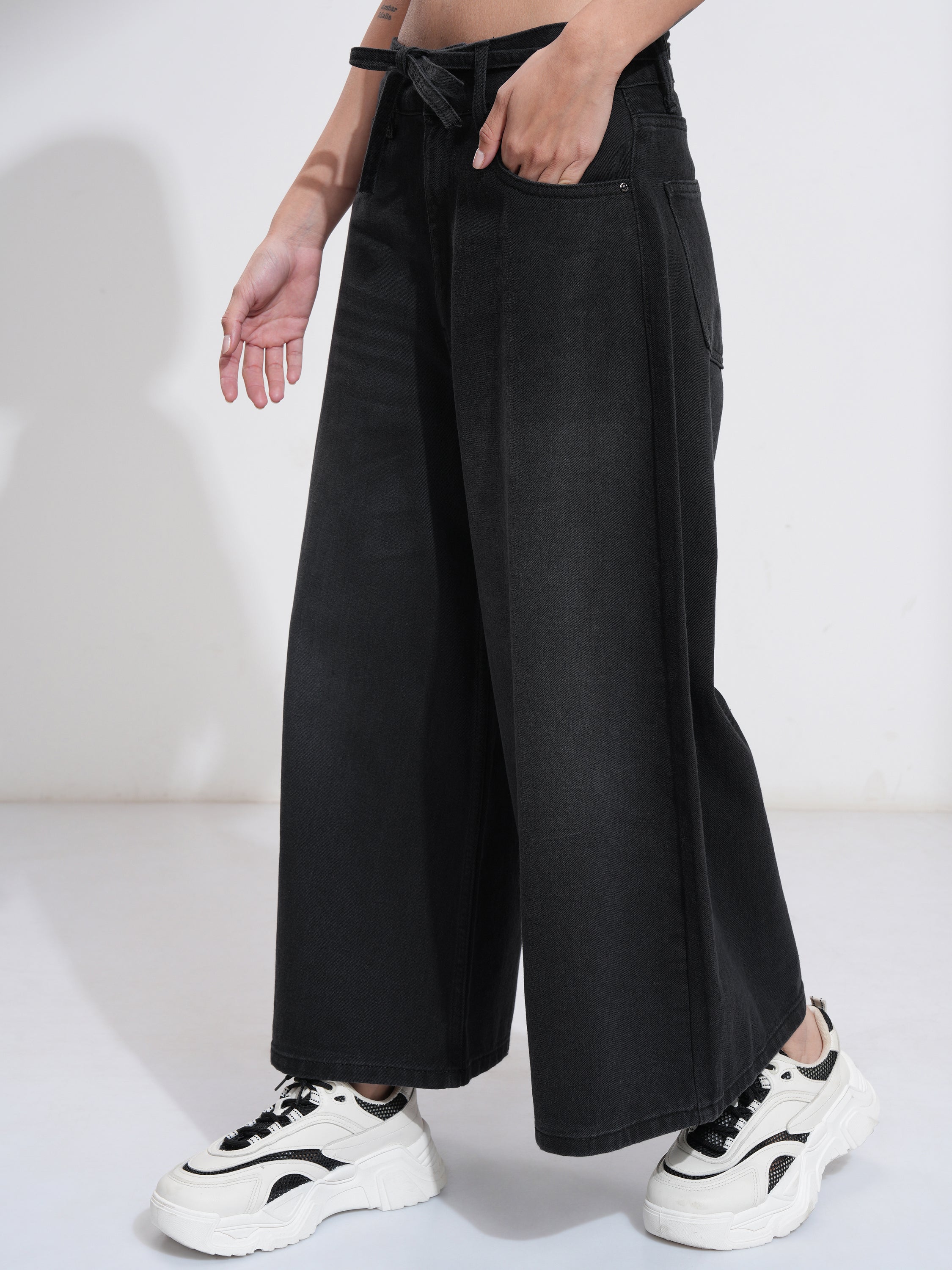 Tokyo Talkies Women Black Regular Fit Stretchable Jeans - Black - Image 4