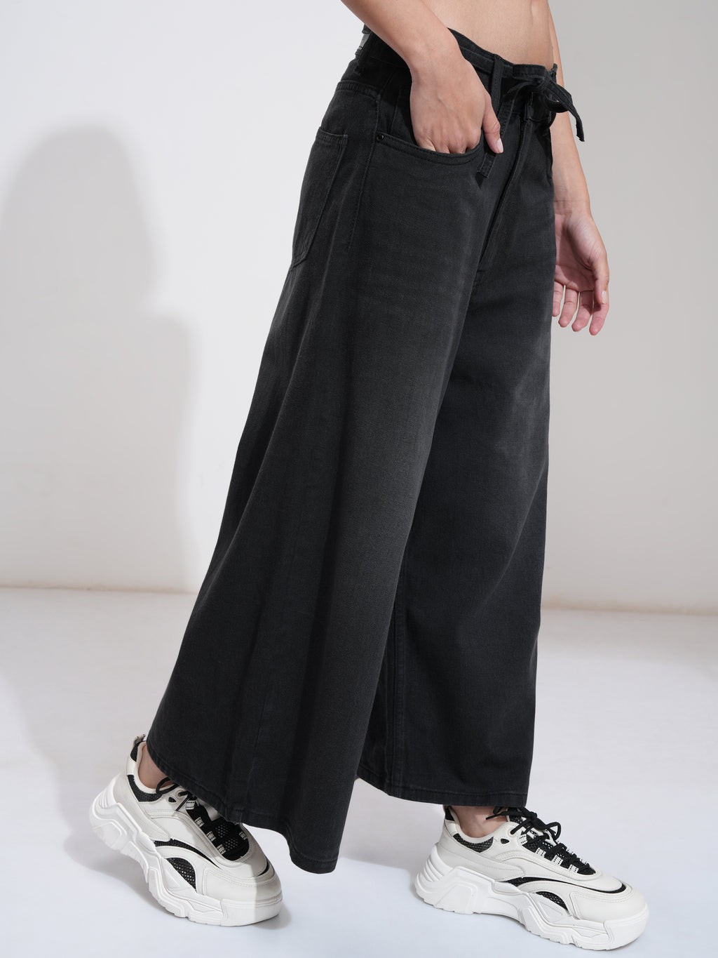 Tokyo Talkies Women Black Regular Fit Stretchable Jeans - Black - Image 6
