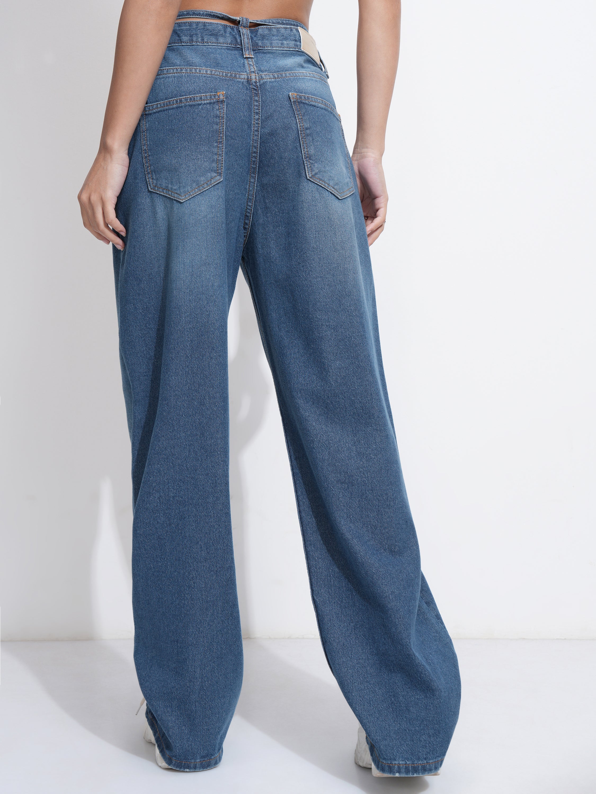 Tokyo Talkies Women Blue Flared Stretchable Jeans - Blue - Image 3