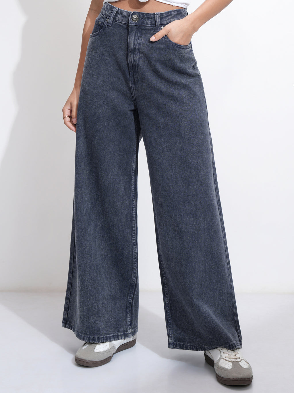 Tokyo Talkies Women Navy Blue Flared Stretchable Jeans - Navy Blue - Image 1