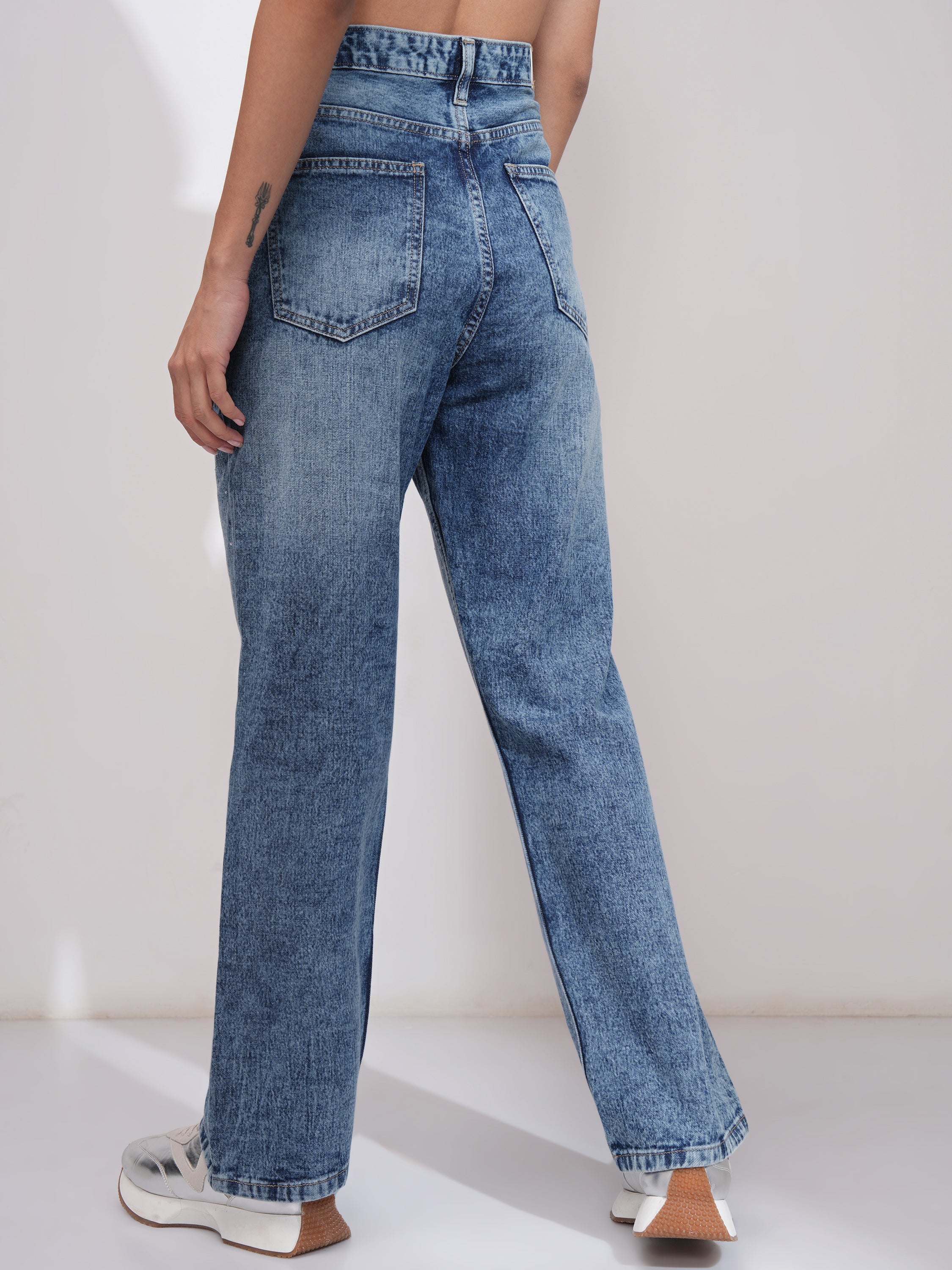 Tokyo Talkies Women Blue Dad Fit Stretchable Jeans - Blue - Image 3