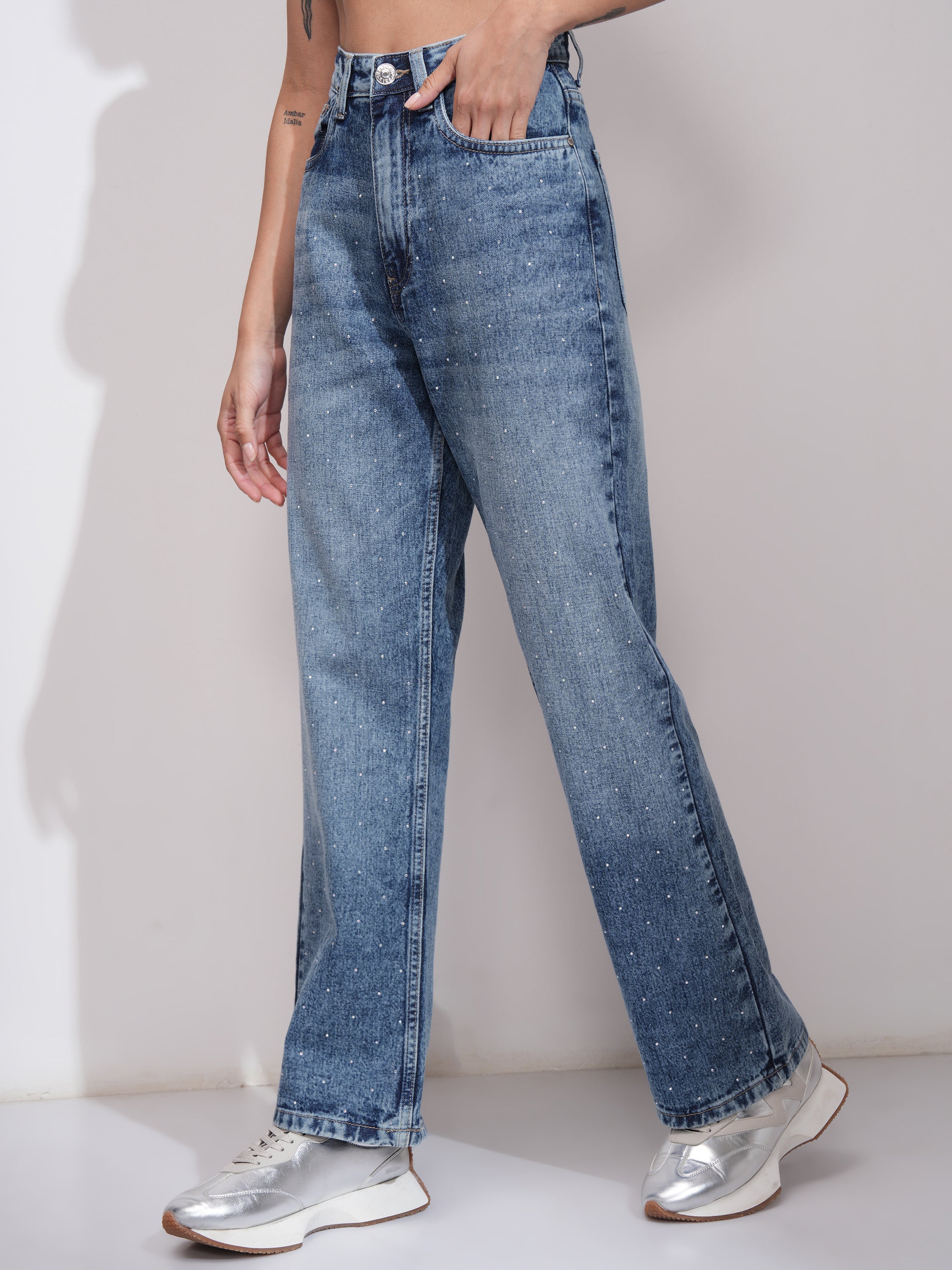 Tokyo Talkies Women Blue Dad Fit Stretchable Jeans - Blue - Image 4