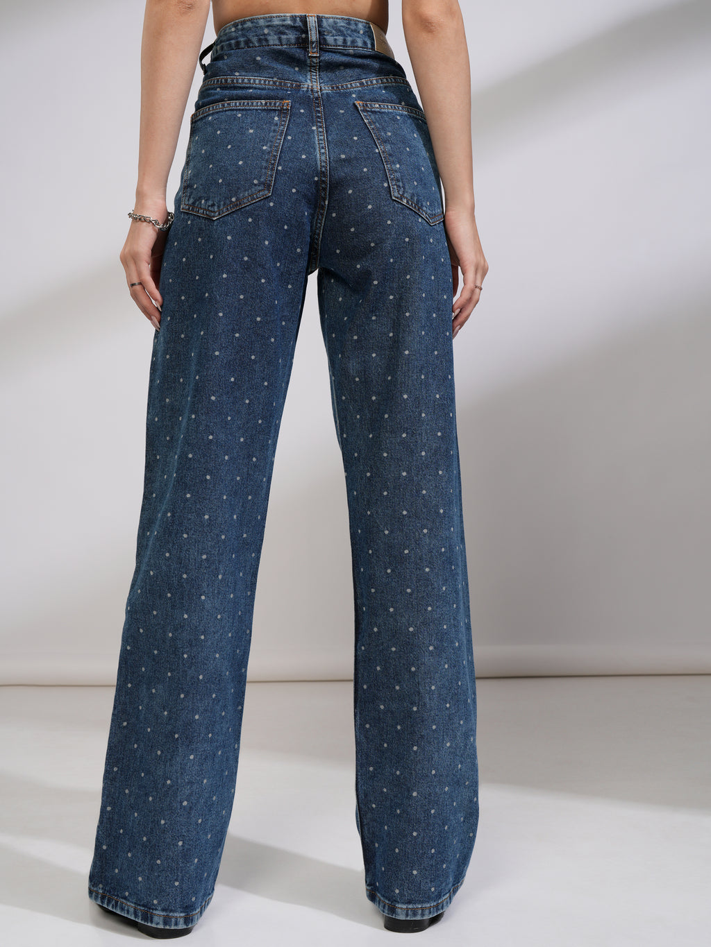 Tokyo Talkies Women Blue Dad Fit Stretchable Jeans - Blue - Image 3