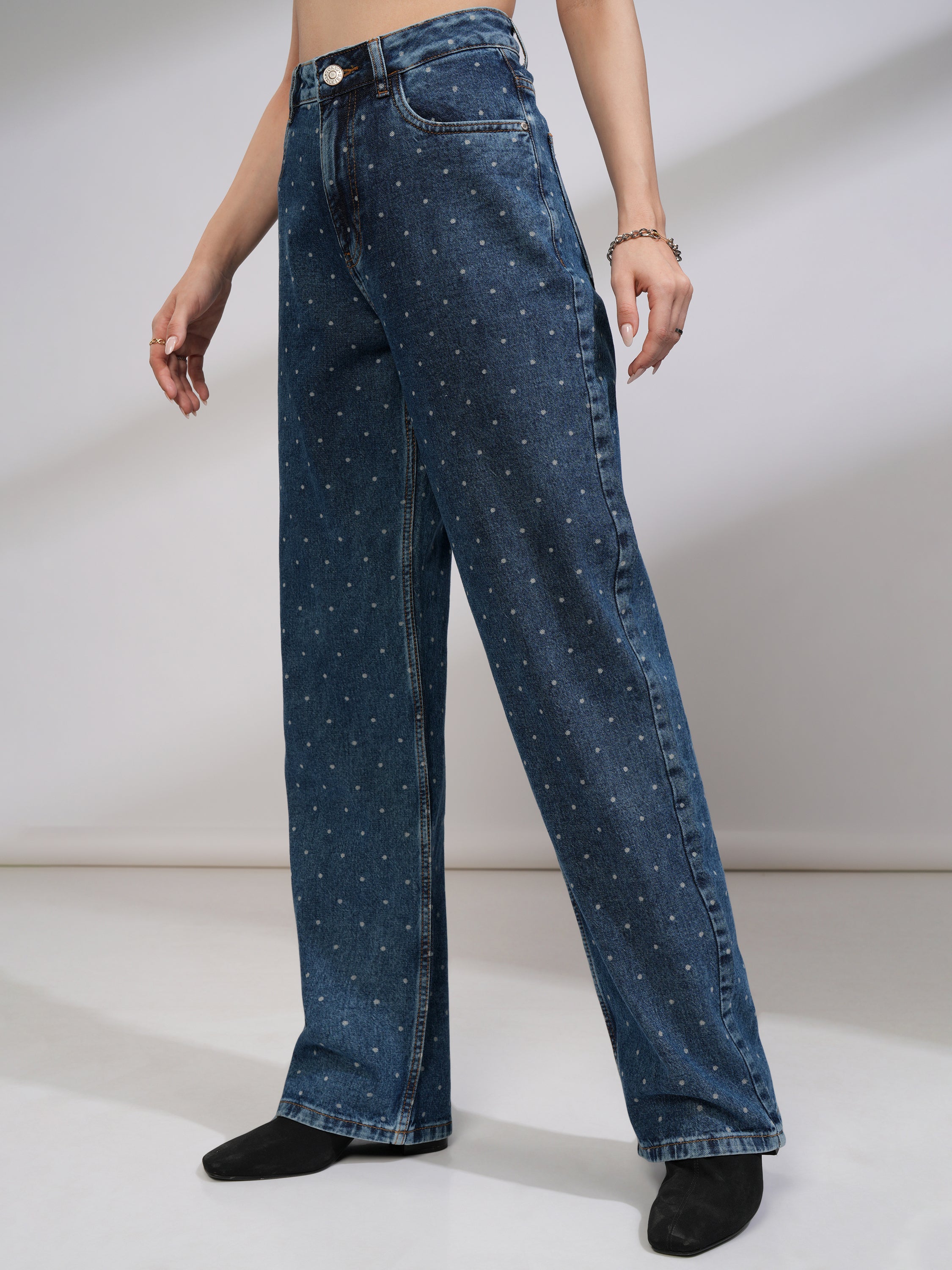 Tokyo Talkies Women Blue Dad Fit Stretchable Jeans - Blue - Image 4
