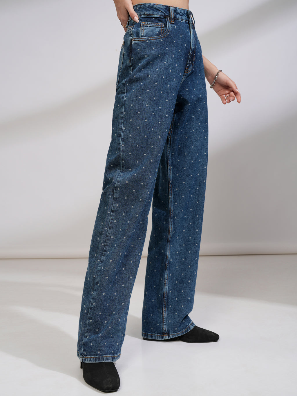 Tokyo Talkies Women Blue Dad Fit Stretchable Jeans - Blue - Image 6
