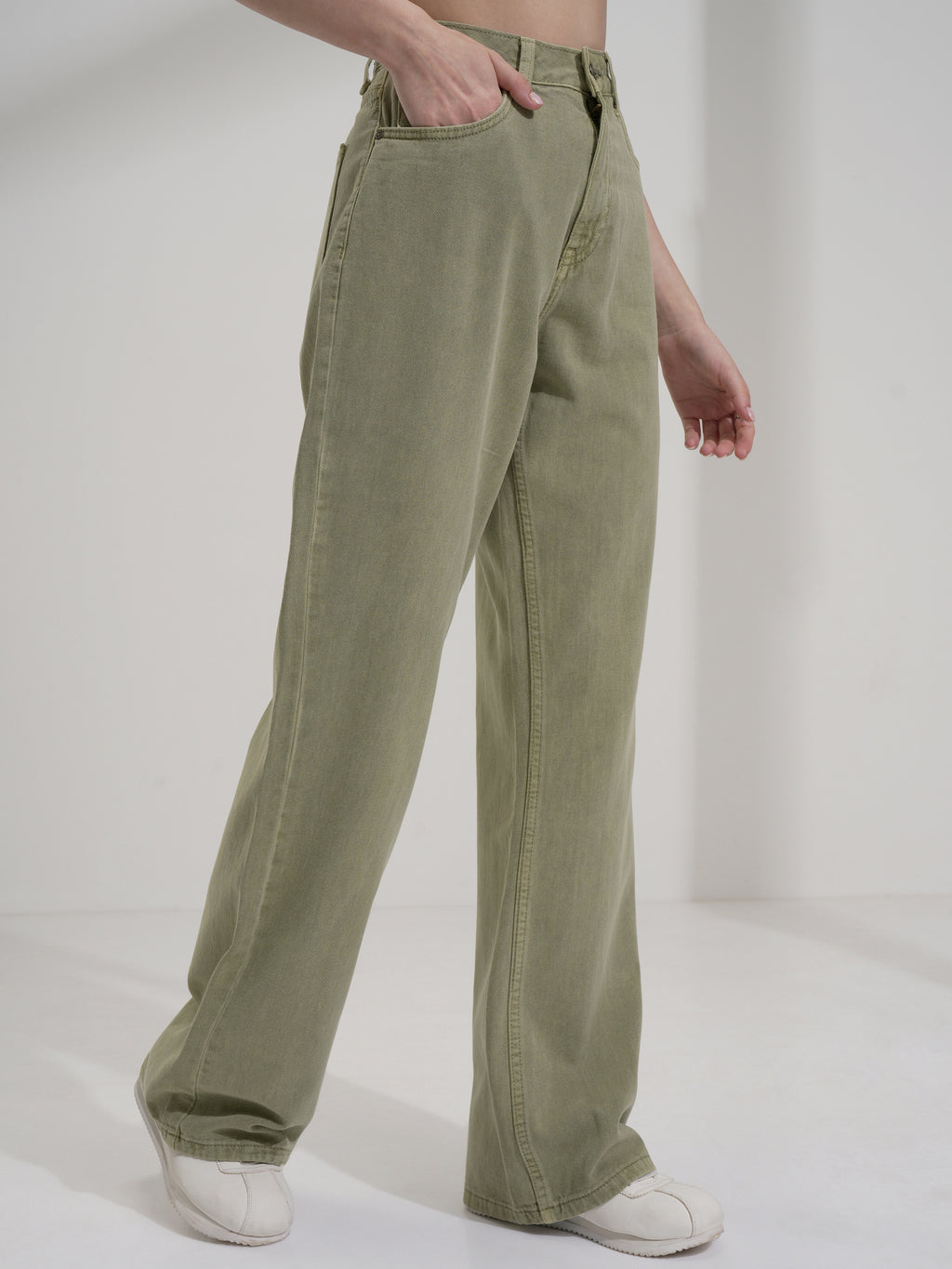 Tokyo Talkies Women Green Bootcut Stretchable Jeans - Green - Image 6