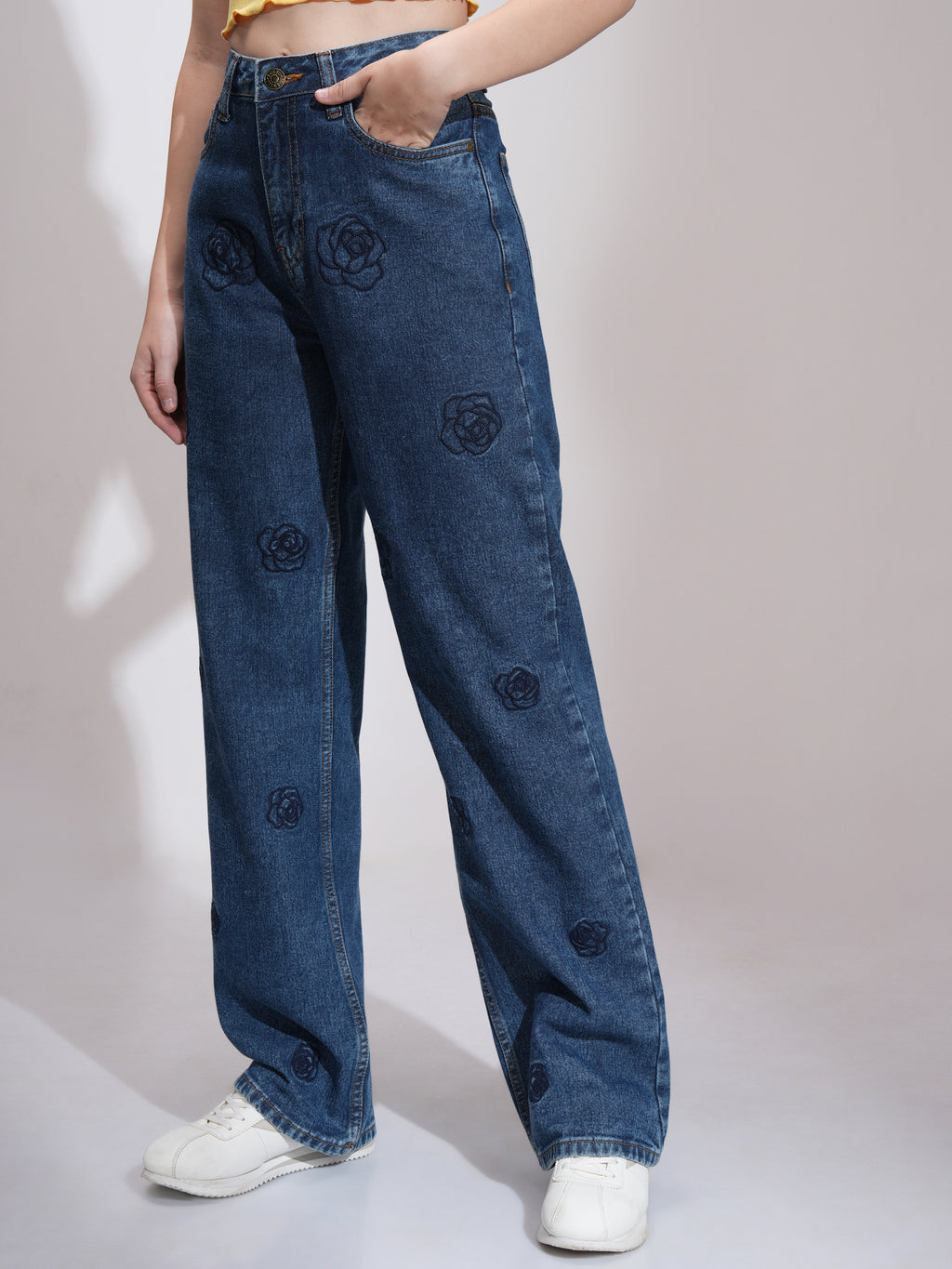 Tokyo Talkies Women Blue Bootcut Stretchable Jeans - Blue - Image 4