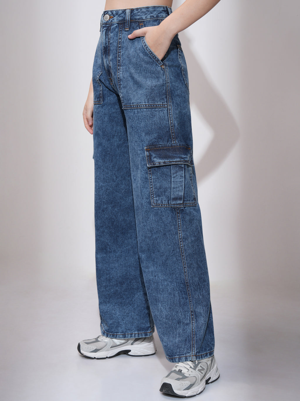Tokyo Talkies Women Blue Flared Stretchable Jeans - Blue - Image 4