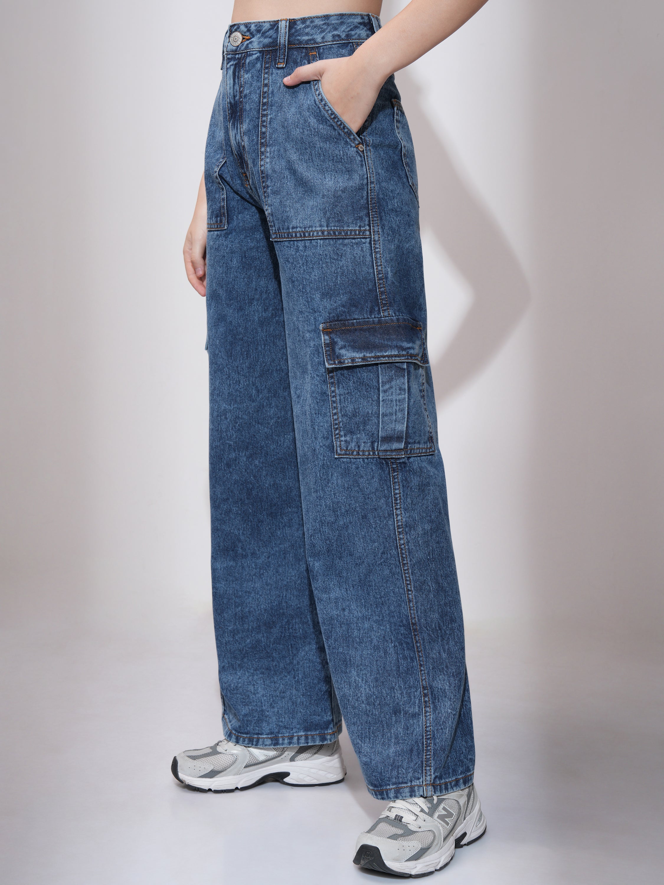 Tokyo Talkies Women Blue Flared Stretchable Jeans - Blue - Image 4