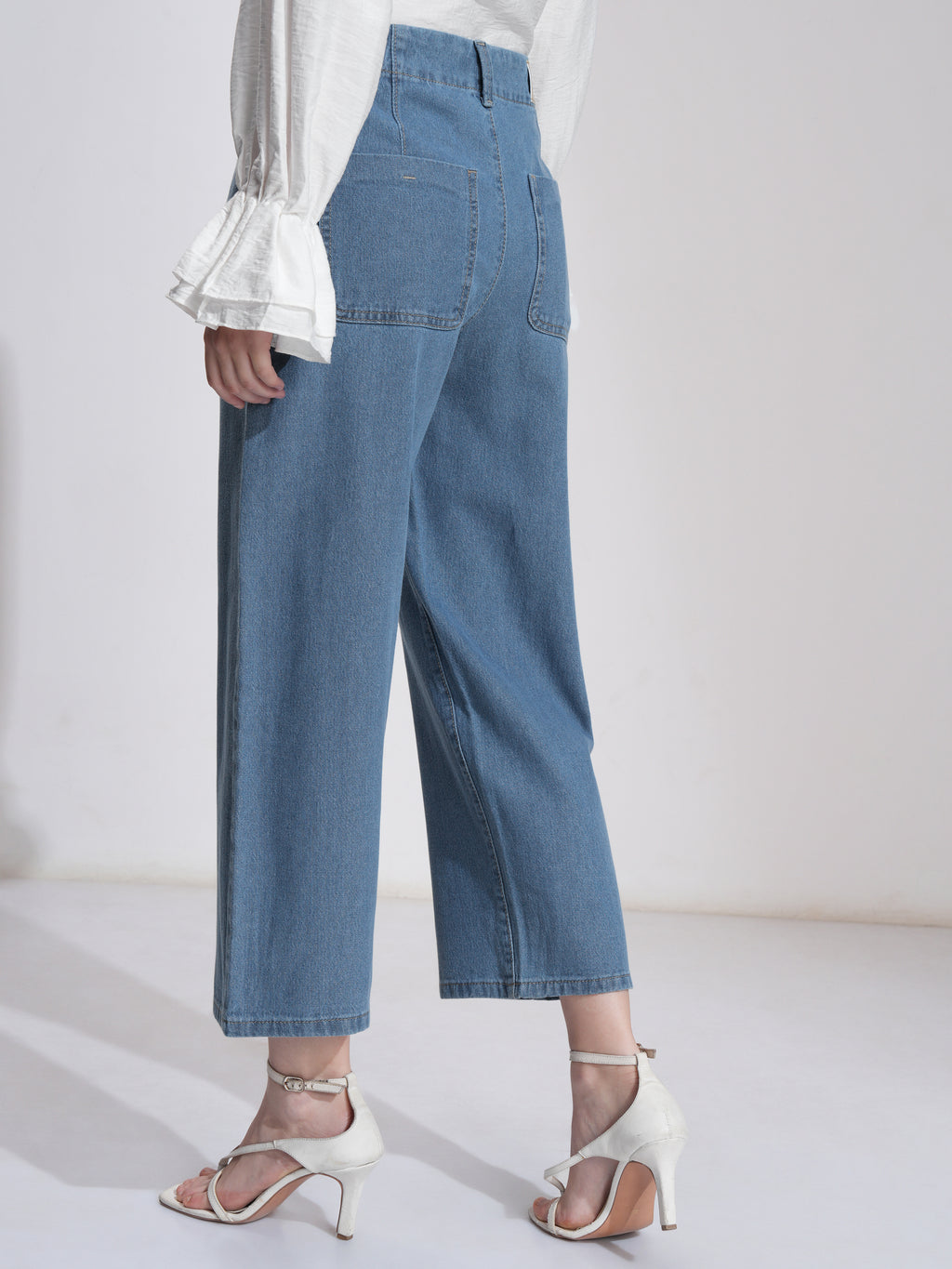 Tokyo Talkies Women Blue Flared Stretchable Jeans - Blue - Image 3