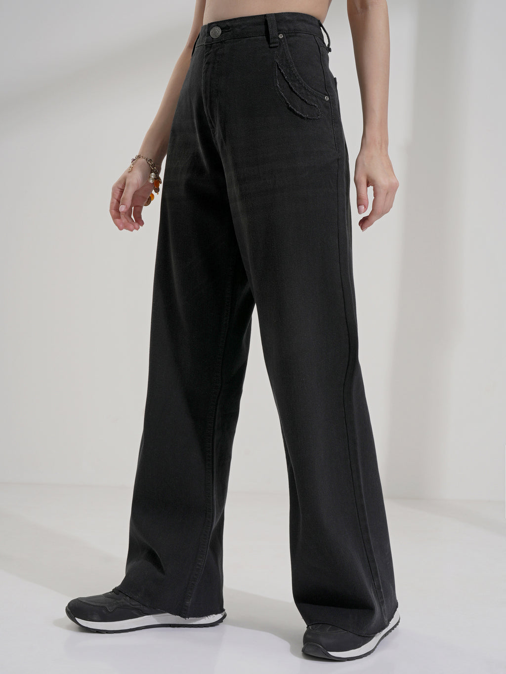 Tokyo Talkies Women Black Bootcut Stretchable Jeans - Black - Image 4