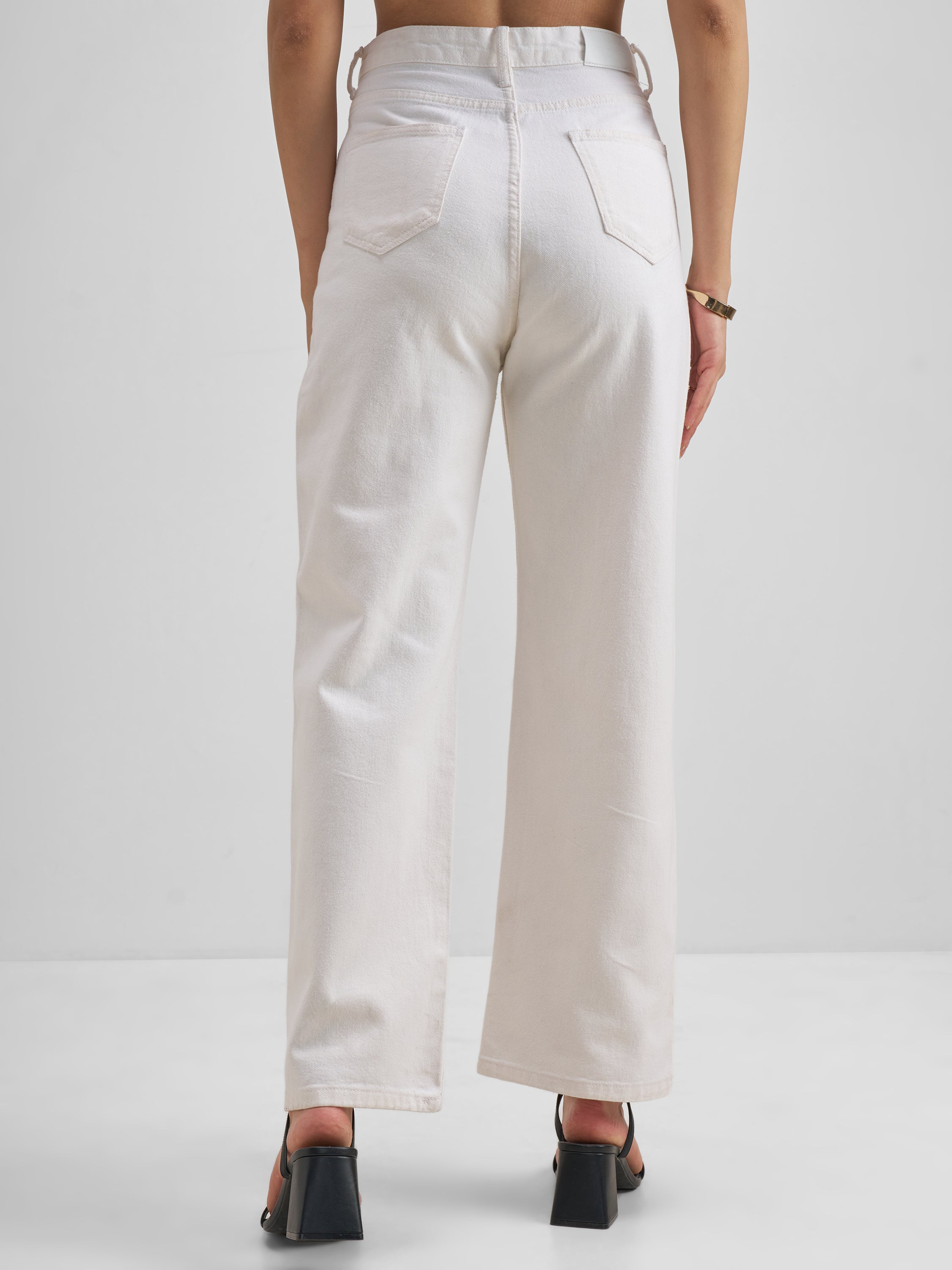 Tokyo Talkies Women Off White Flared Stretchable Jeans - Off White - Image 3