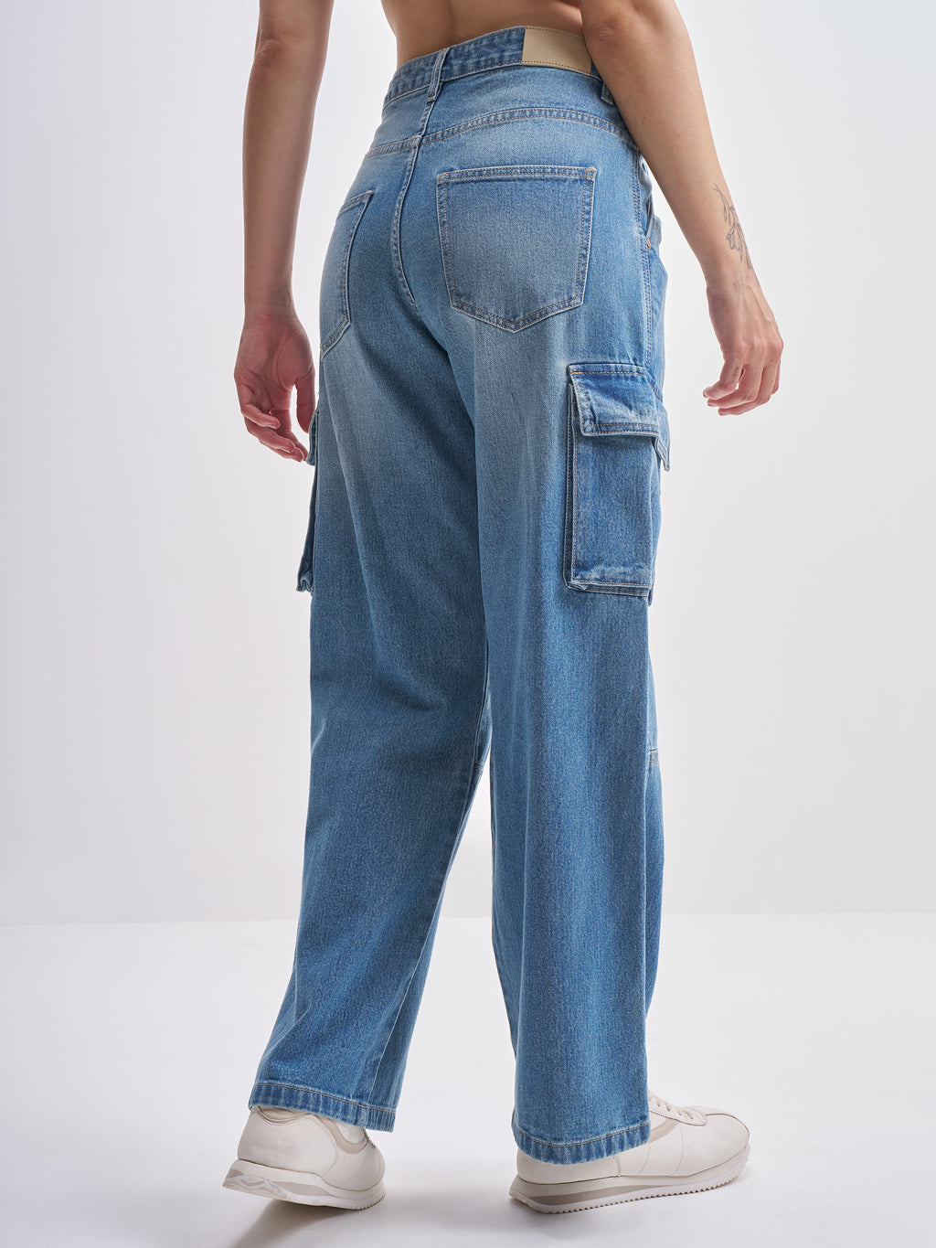 Tokyo Talkies Women Blue Straight Fit Stretchable Jeans - Blue - Image 3